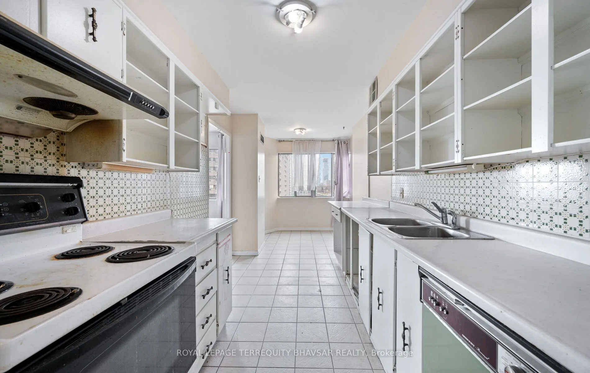 1580 Mississauga Valley Boulevard, #1611