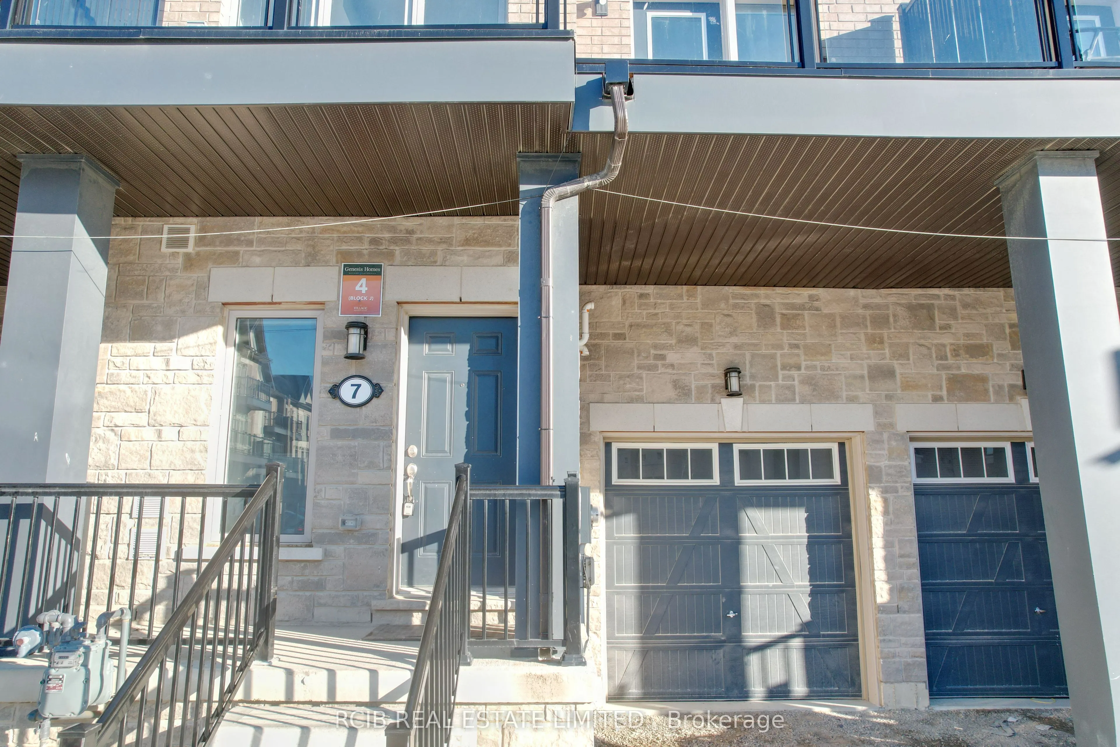 7 Tiveron Avenue