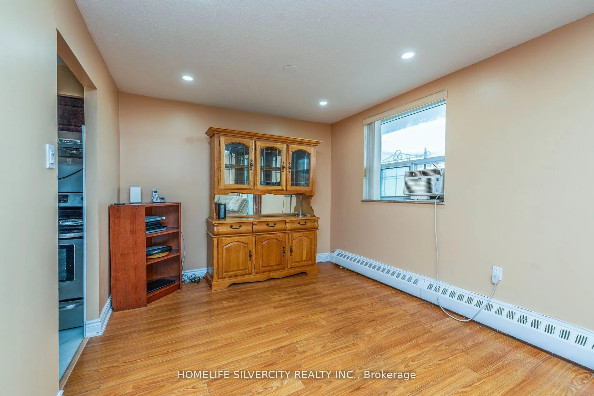 3555 Derry Road E, #605