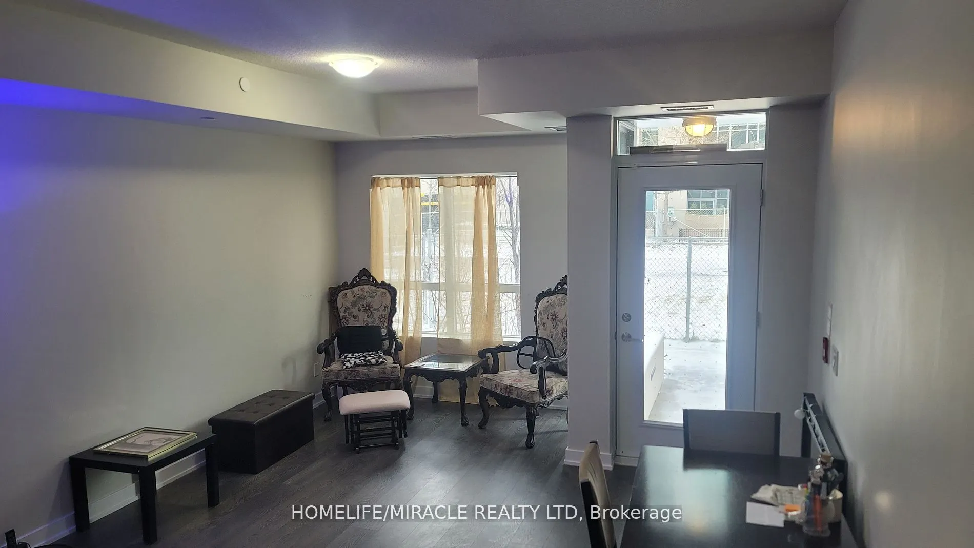 251 Manitoba Street, #109