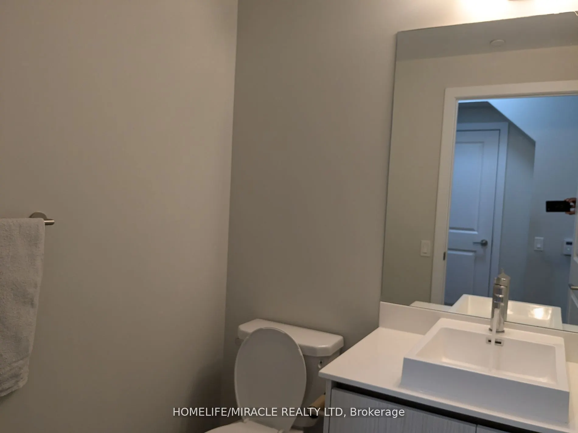 251 Manitoba Street, #109