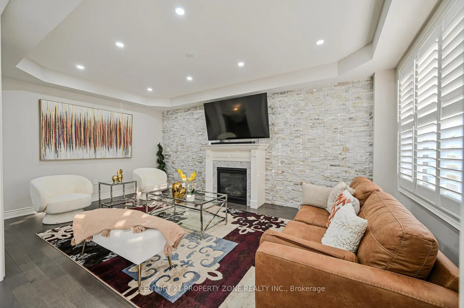 1544 Leger Way