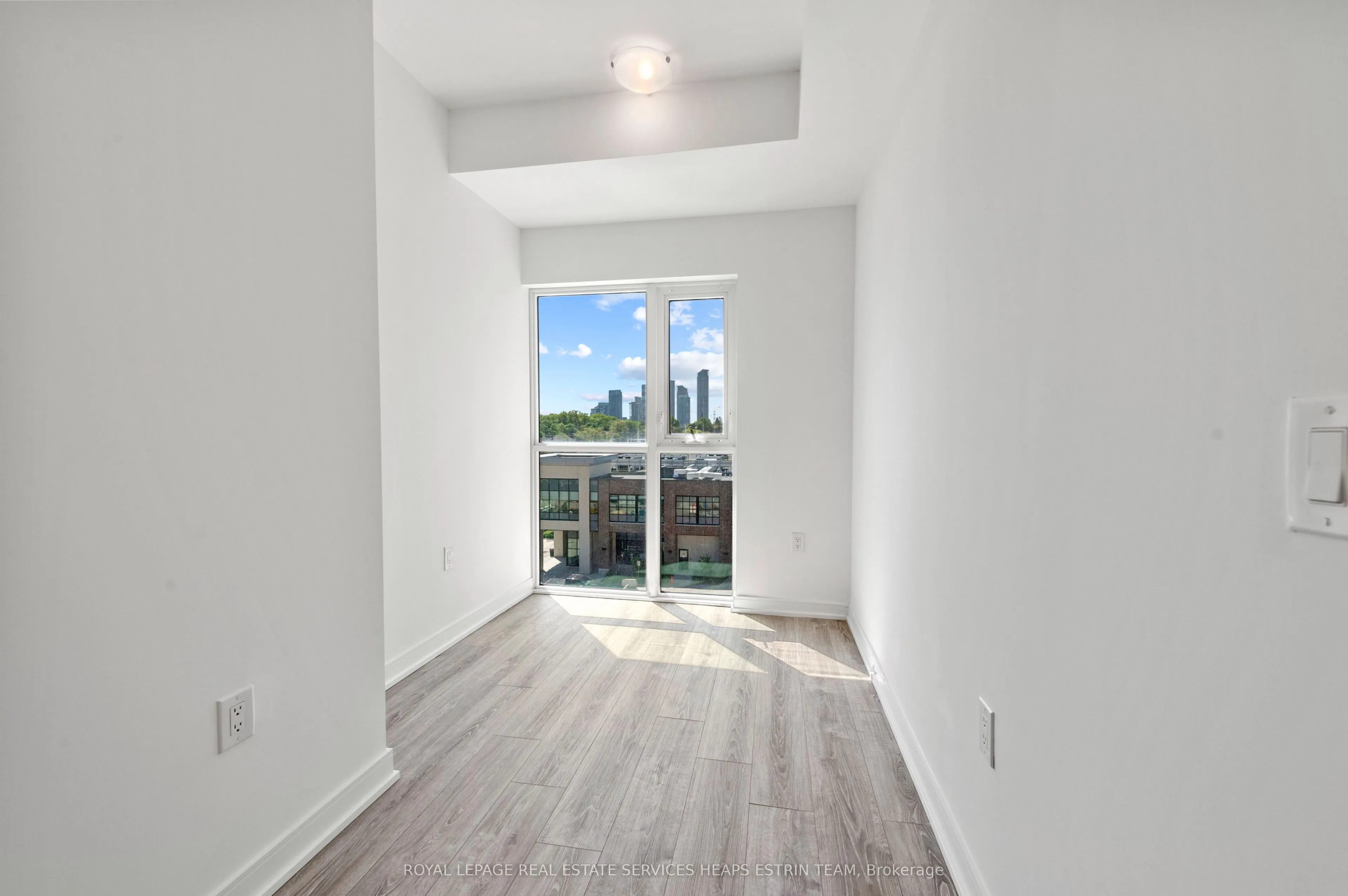 25 Neighbourhood Lane, #514