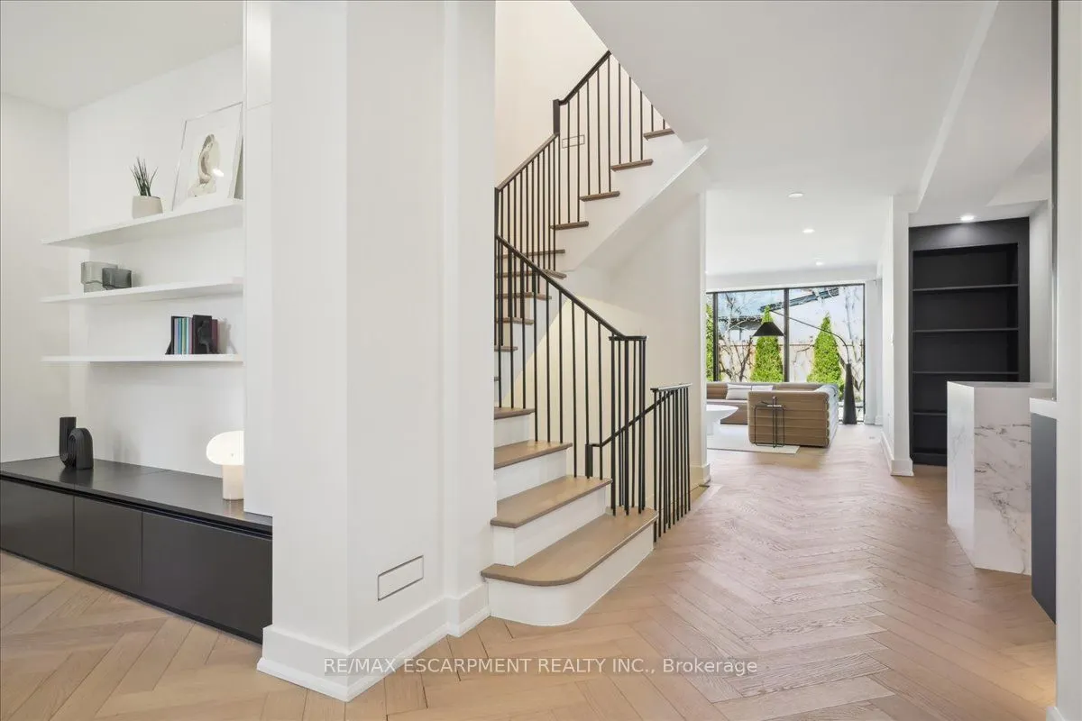 2187 Lakeshore Road