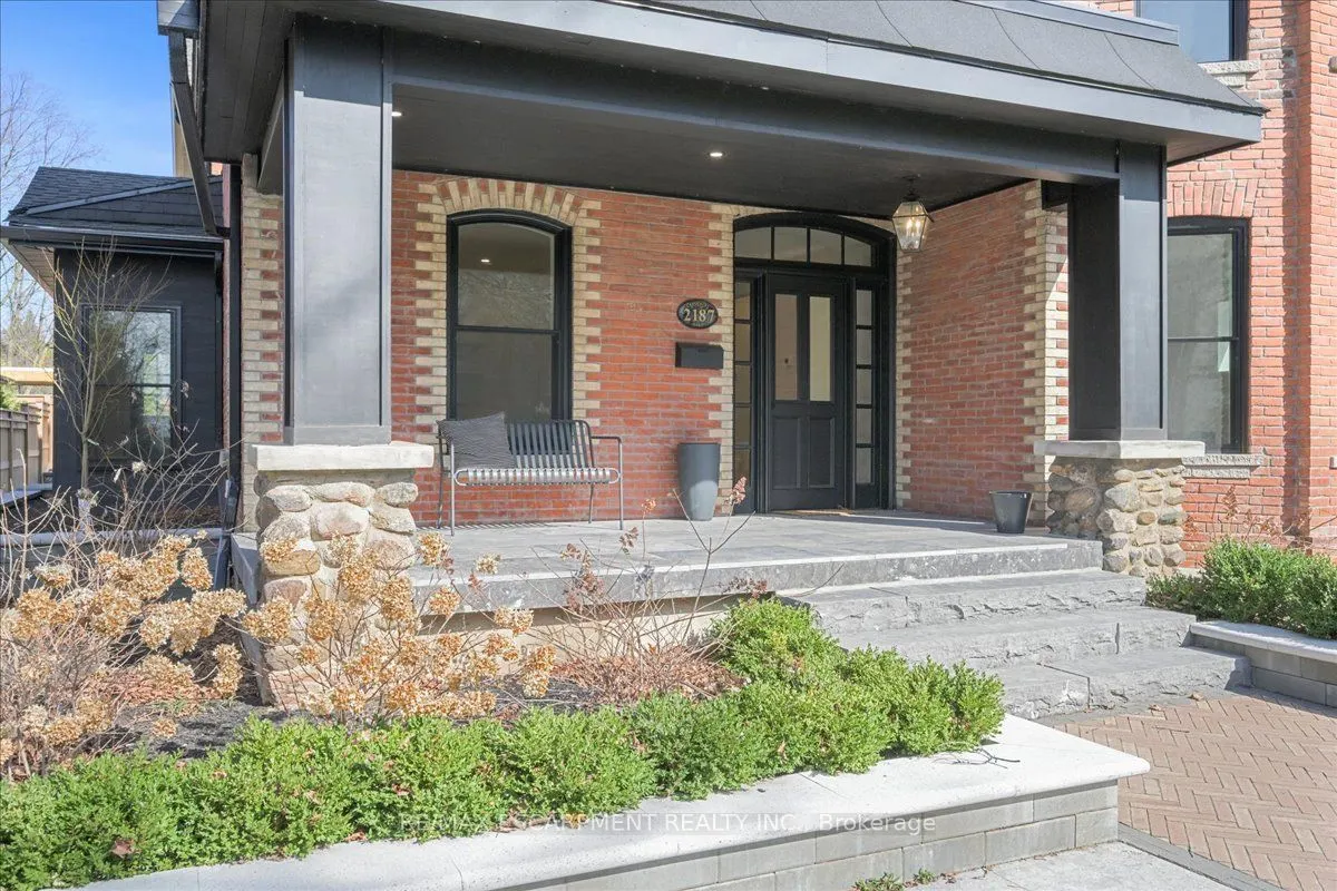 2187 Lakeshore Road