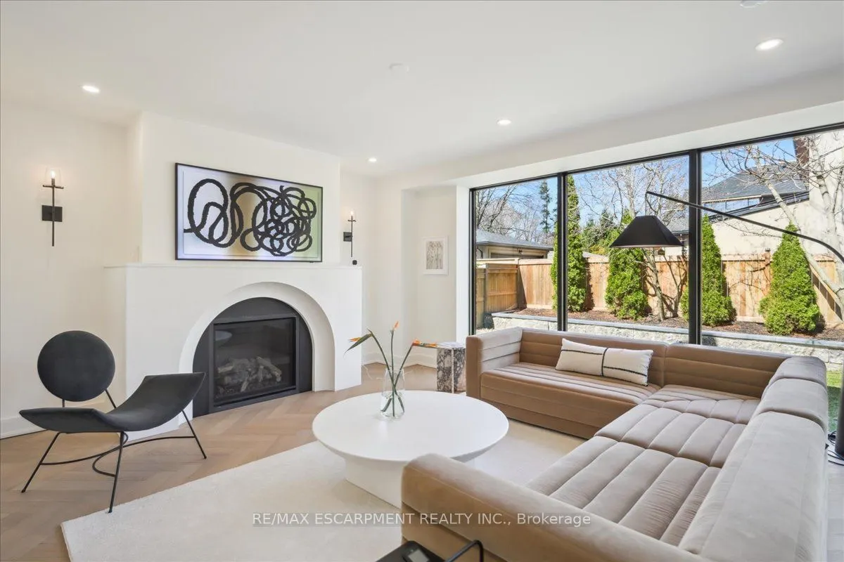 2187 Lakeshore Road
