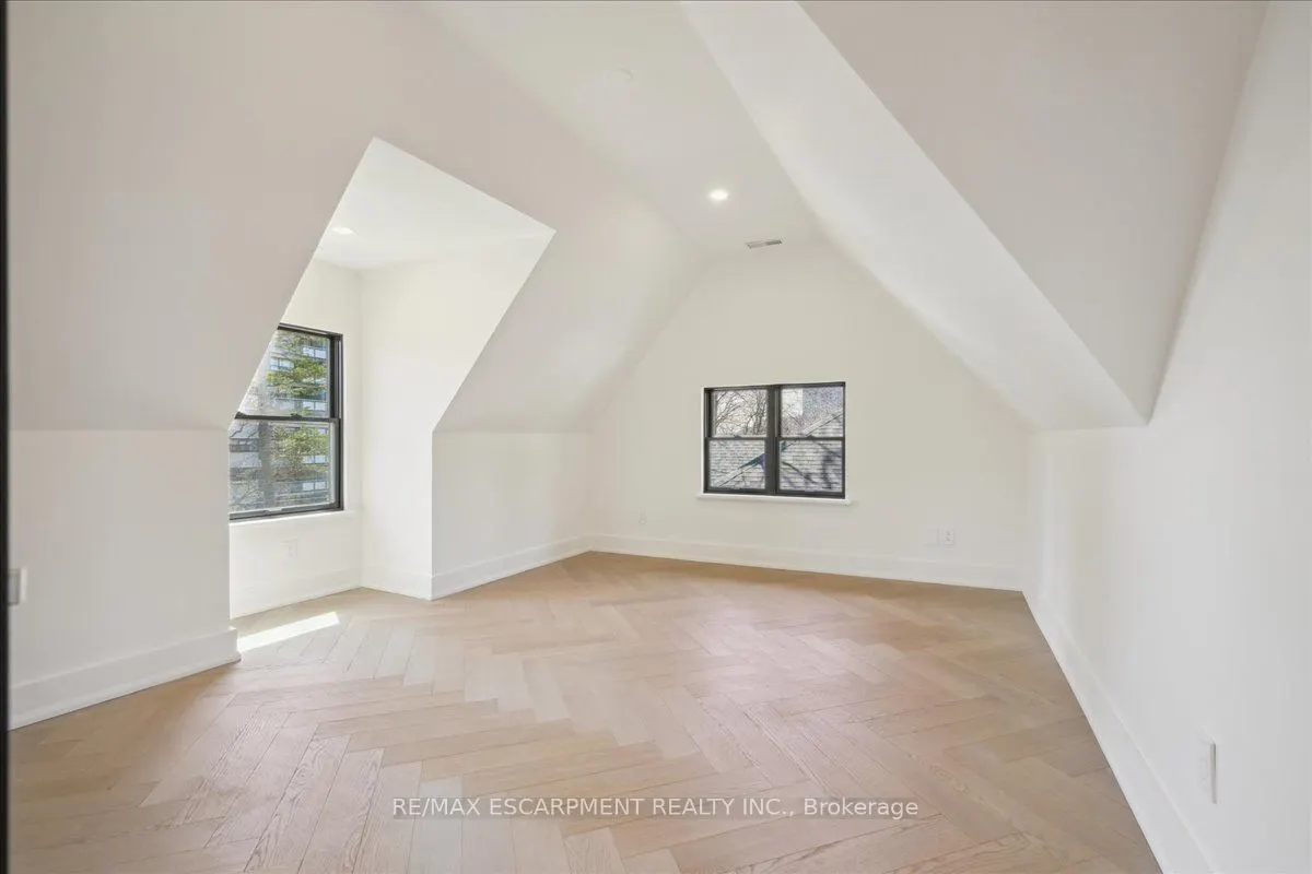2187 Lakeshore Road