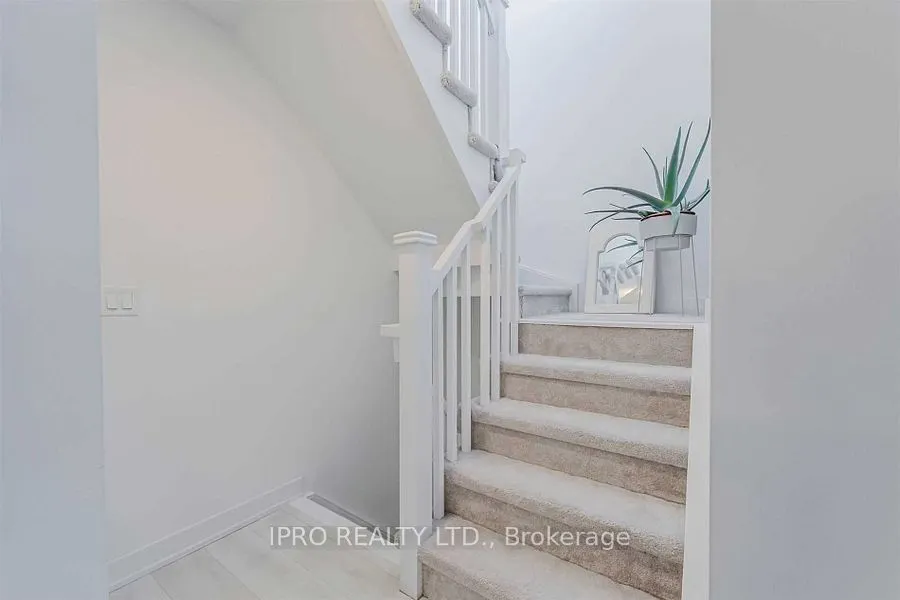 1127 Cooke Boulevard, #504