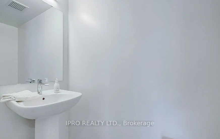 1127 Cooke Boulevard, #504