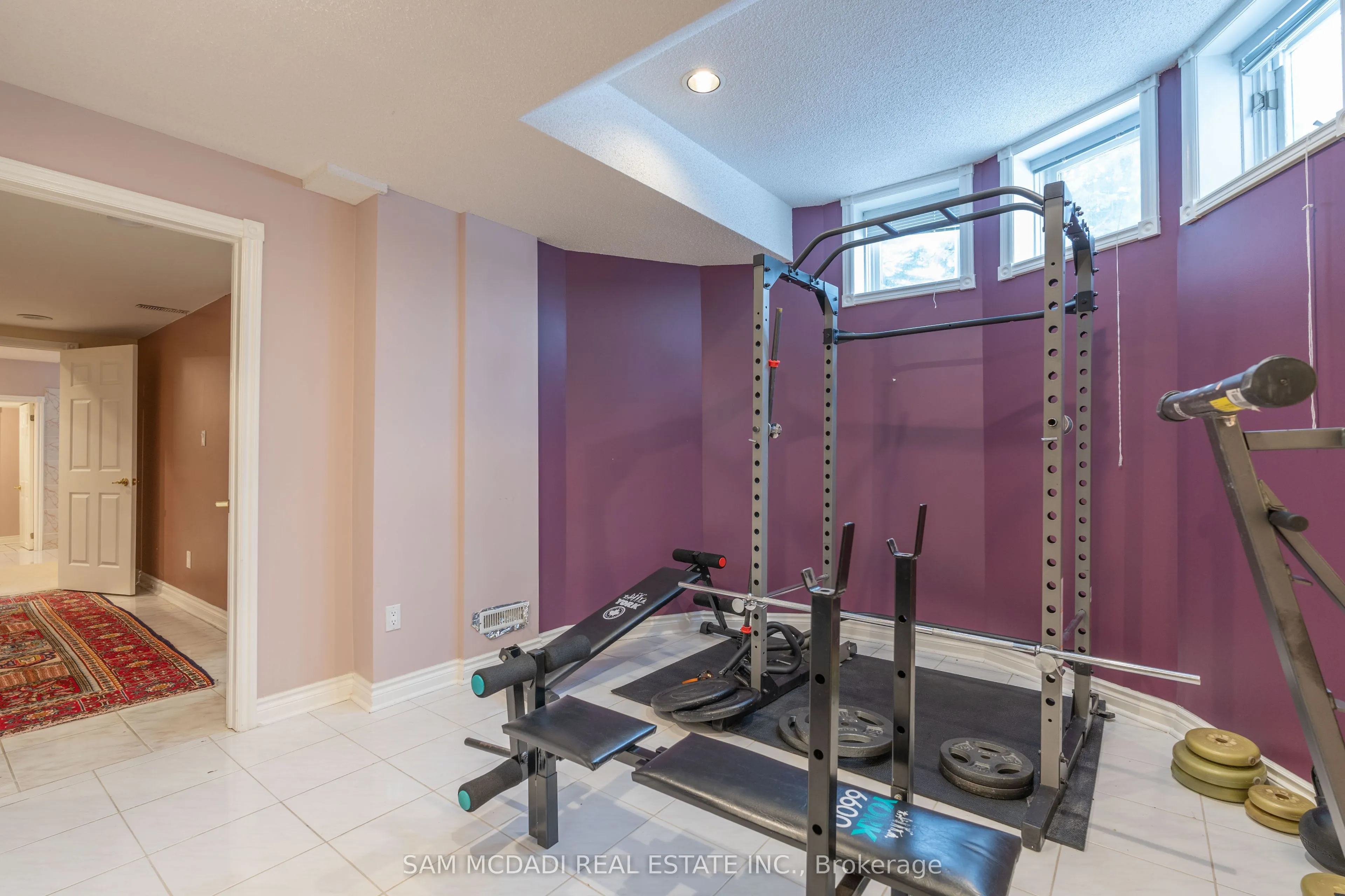 2339 Glengarry Road