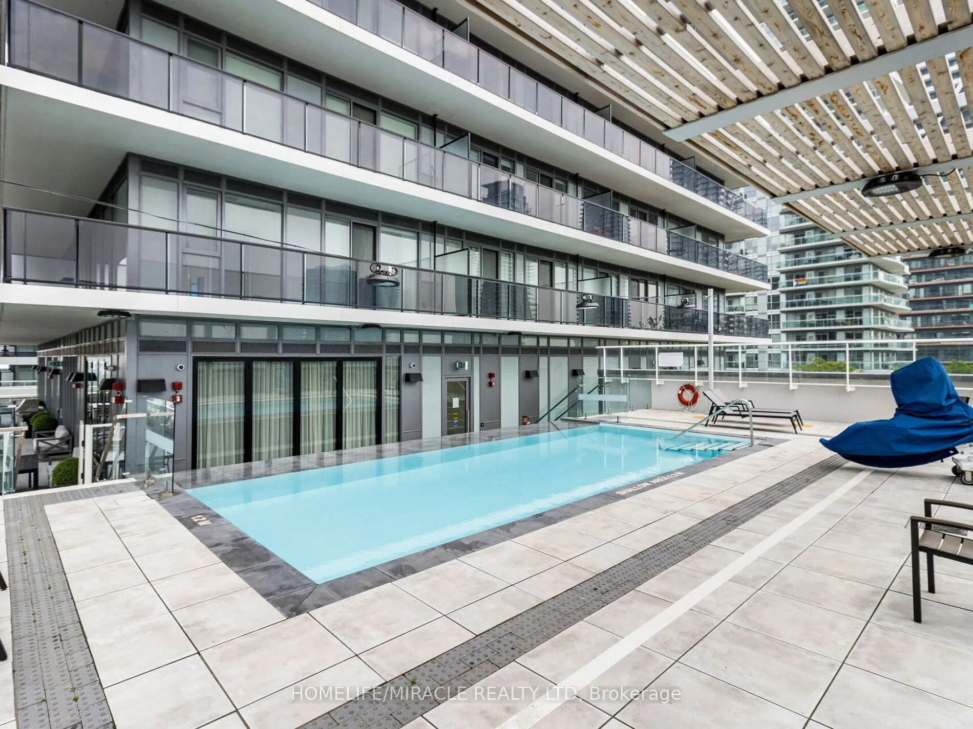 70 Annie Craig Drive #1001