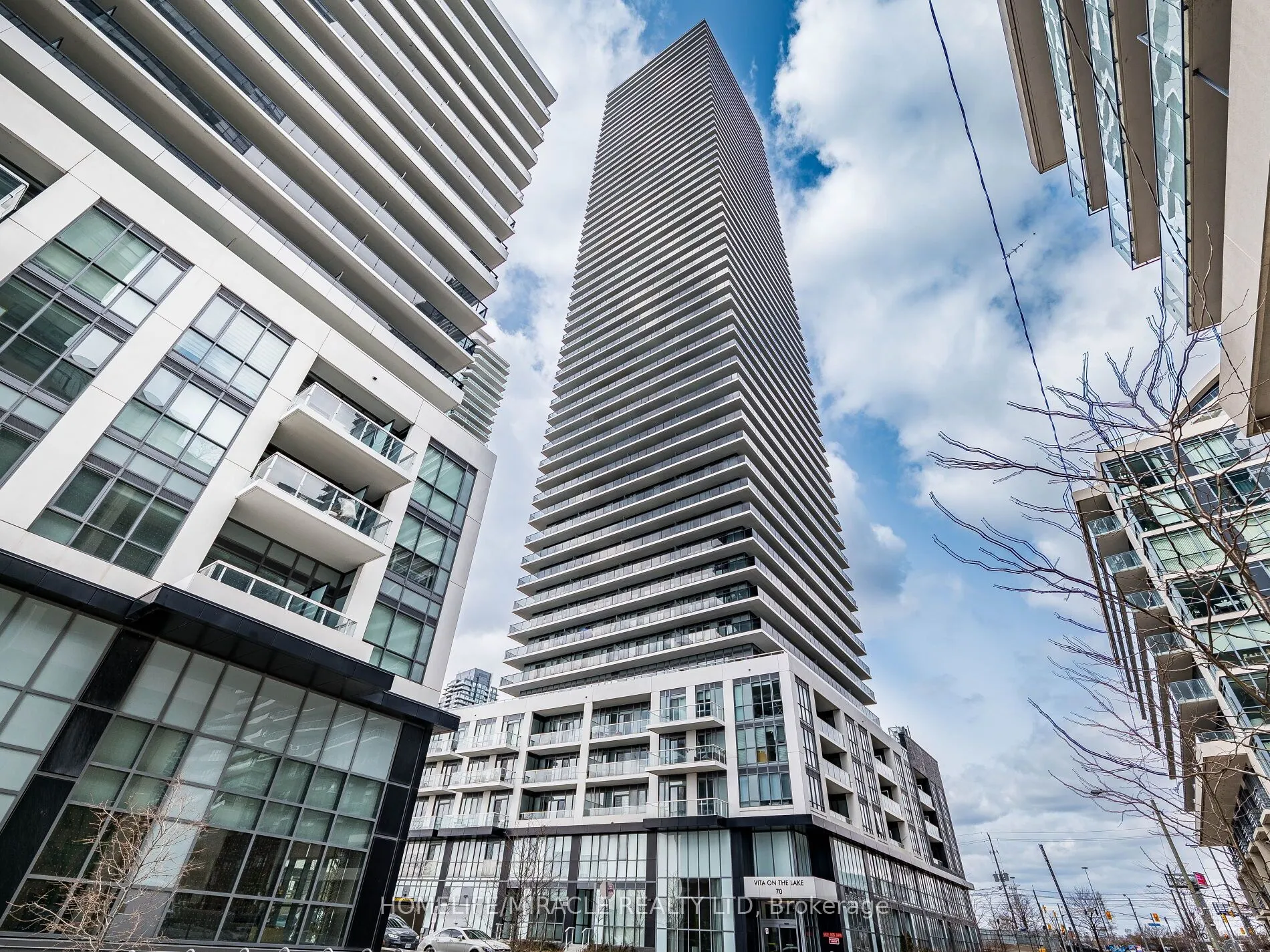 70 Annie Craig Drive #1001