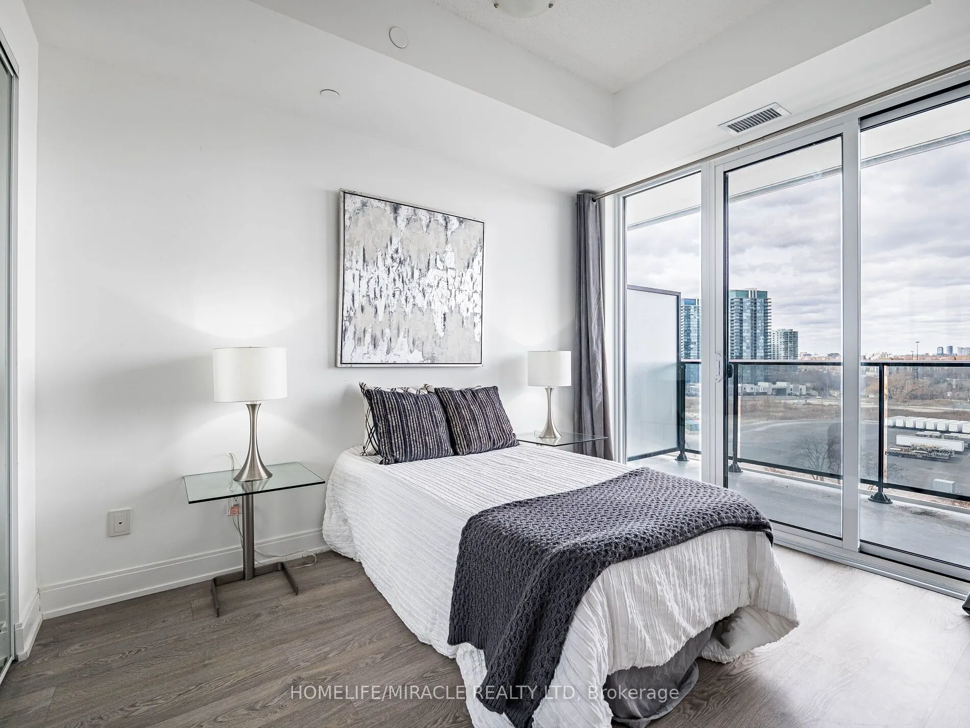70 Annie Craig Drive #1001
