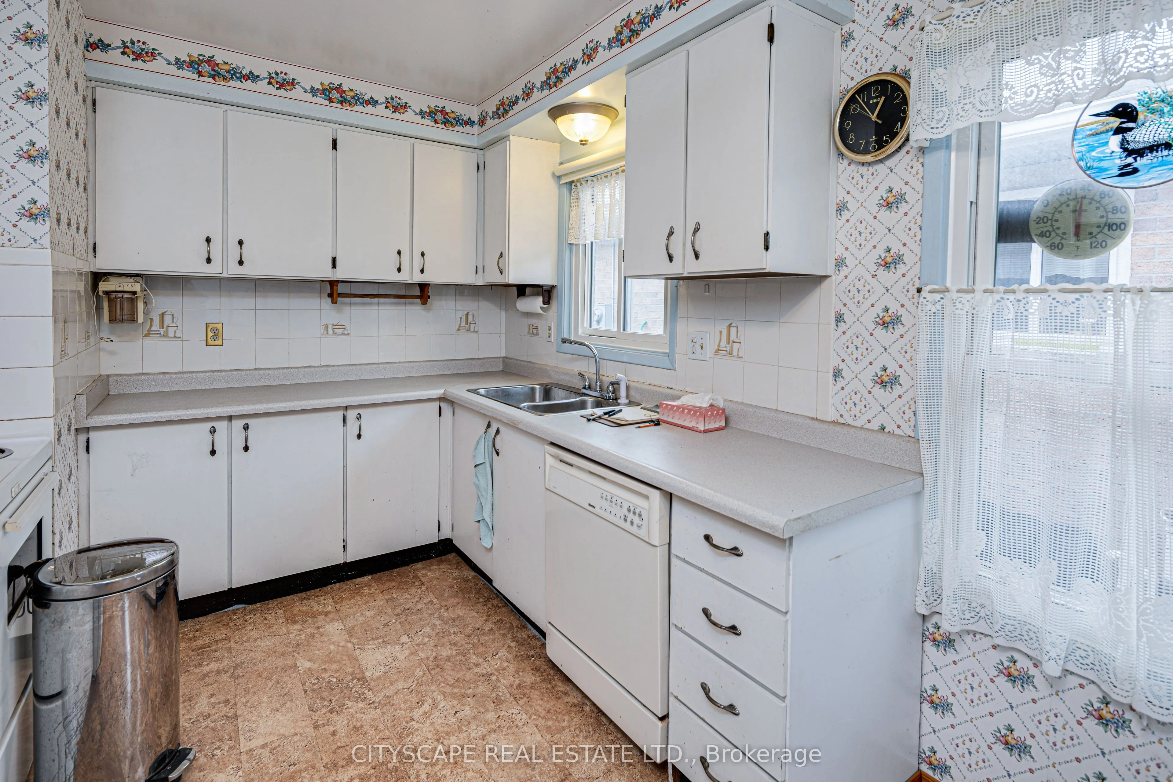66 Vodden Street W