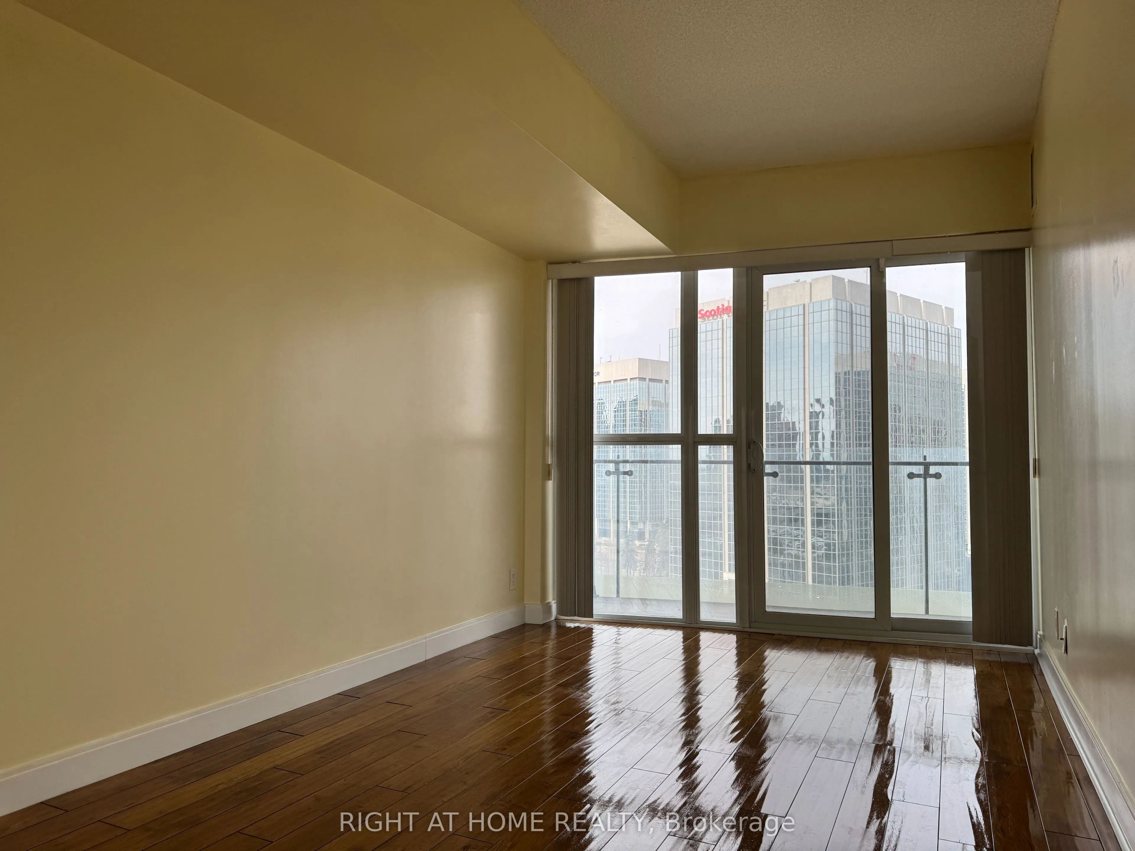 50 Absolute Avenue #1101