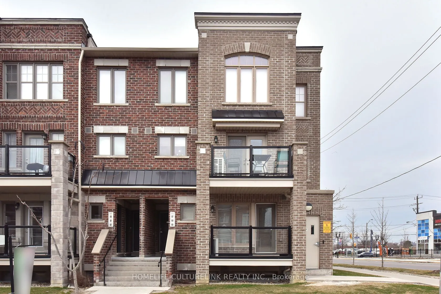 100 Parrotta Drive, #89