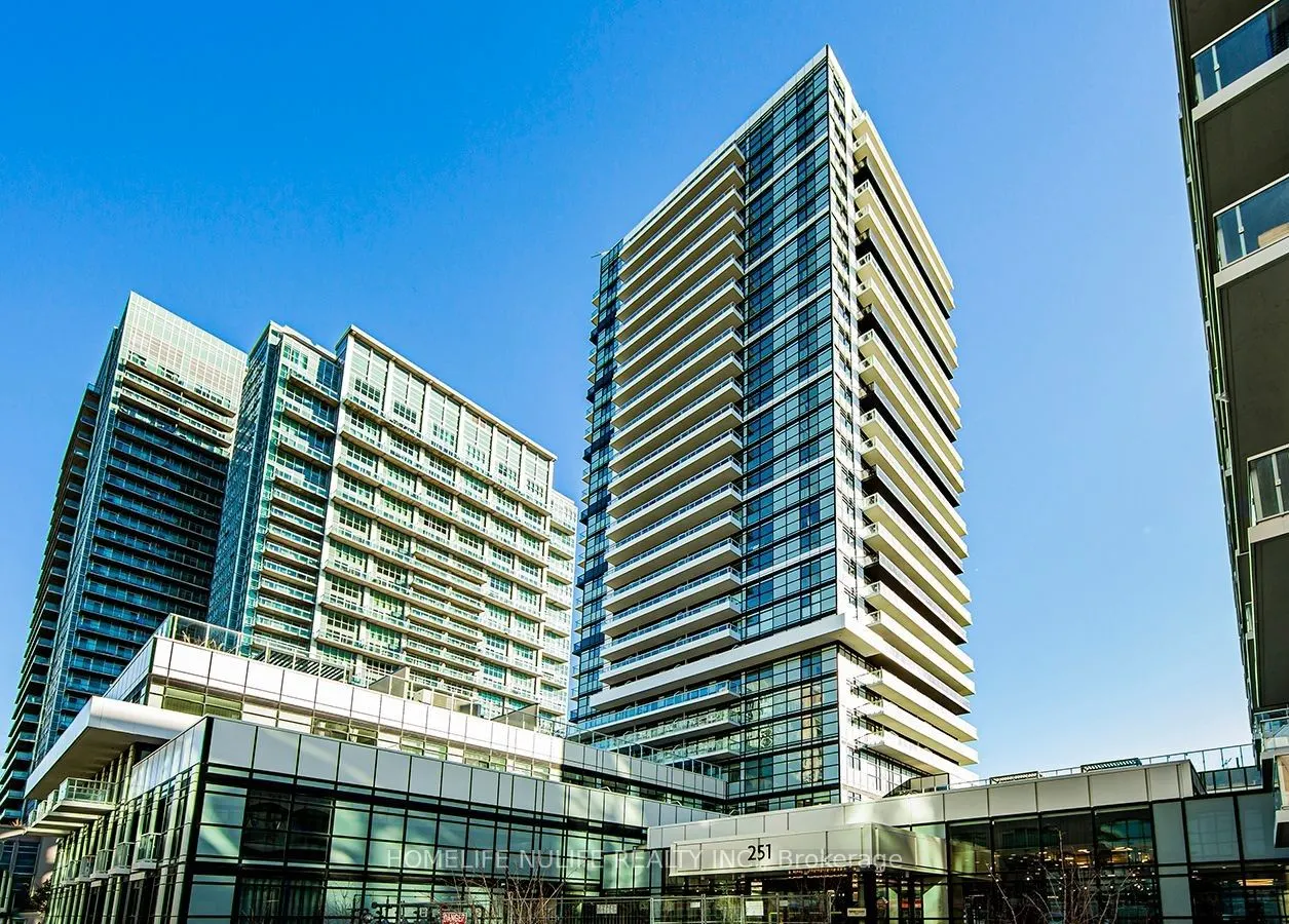 251 Manitoba Street, #618