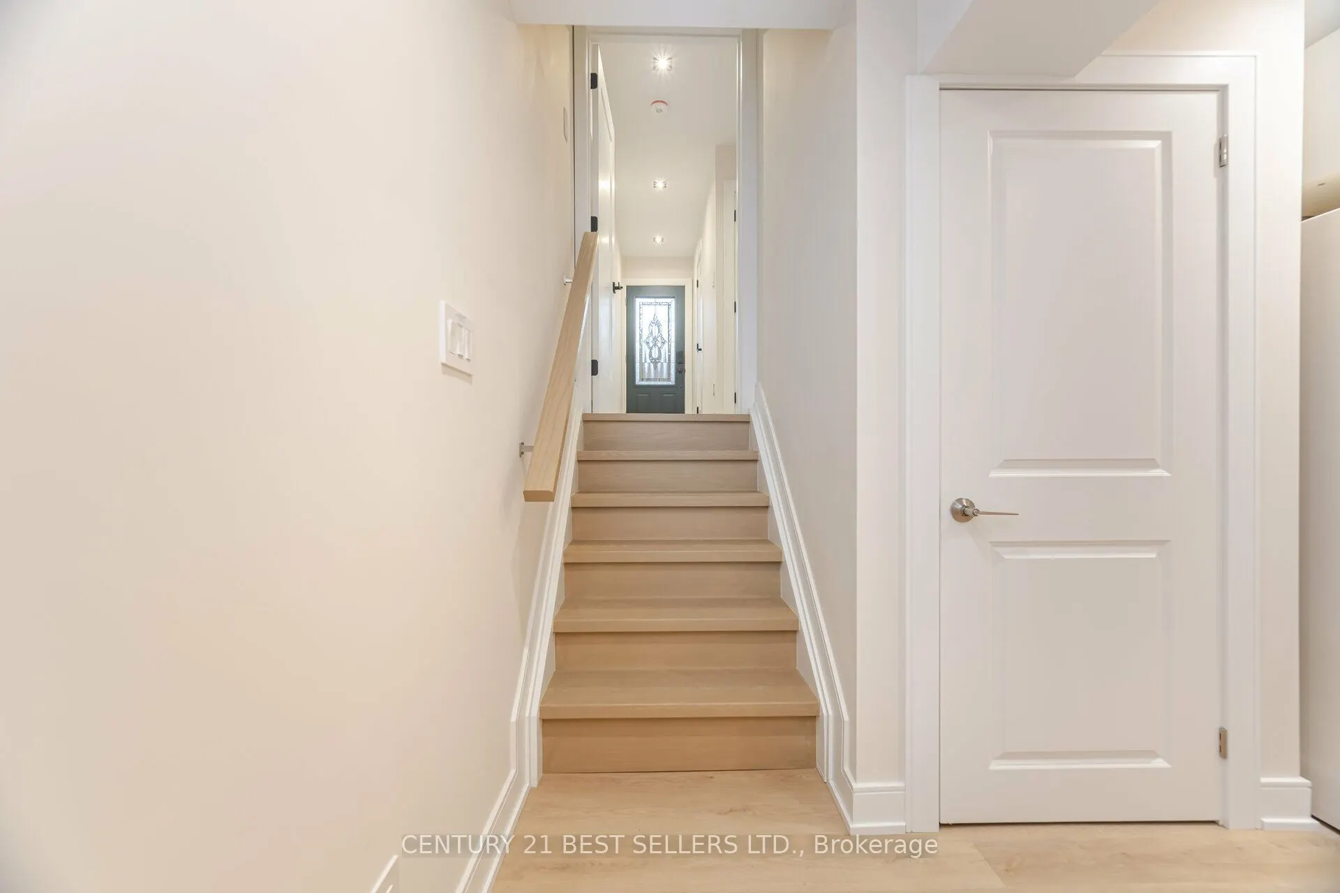2667 Thorn Lodge Drive
