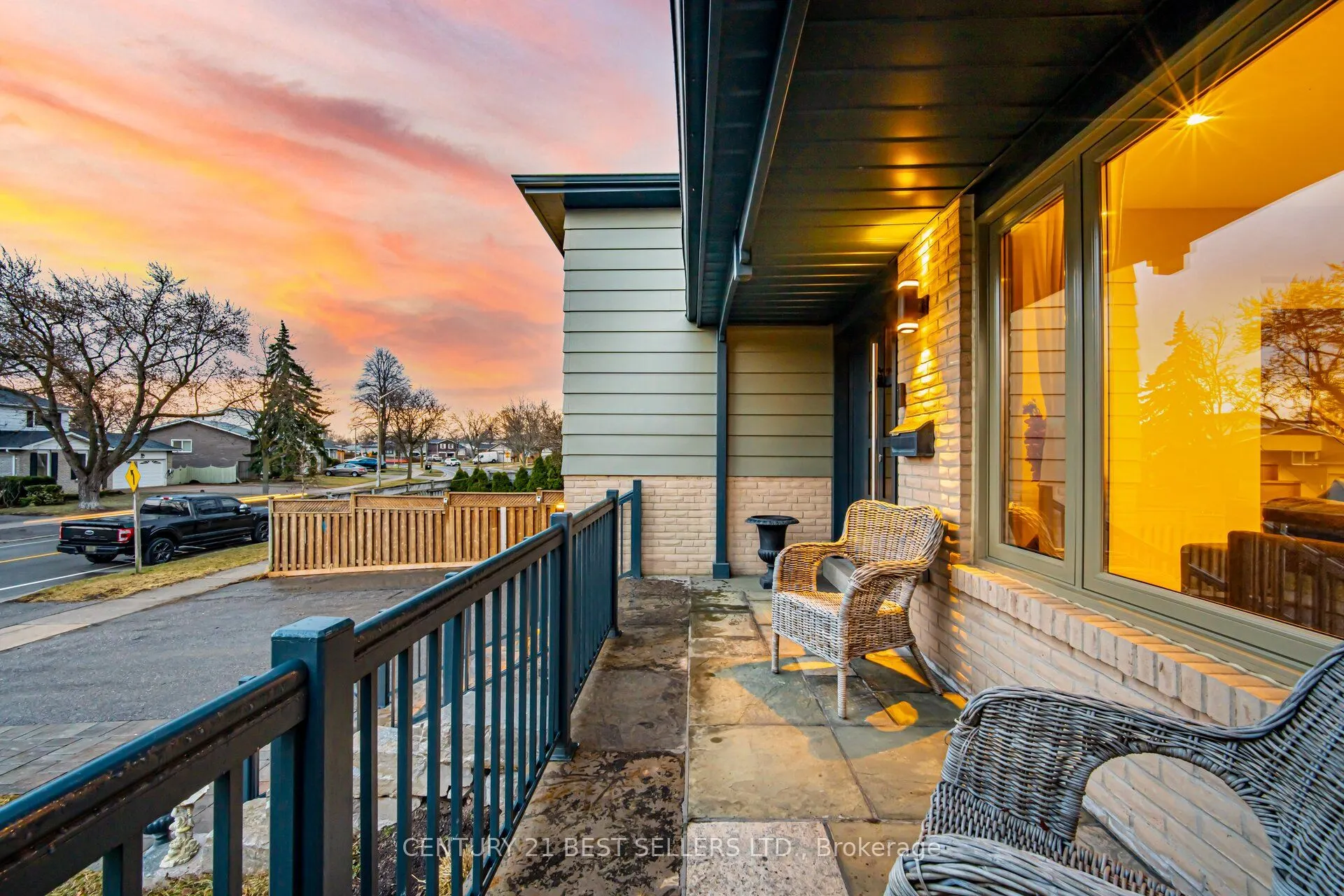 2667 Thorn Lodge Drive