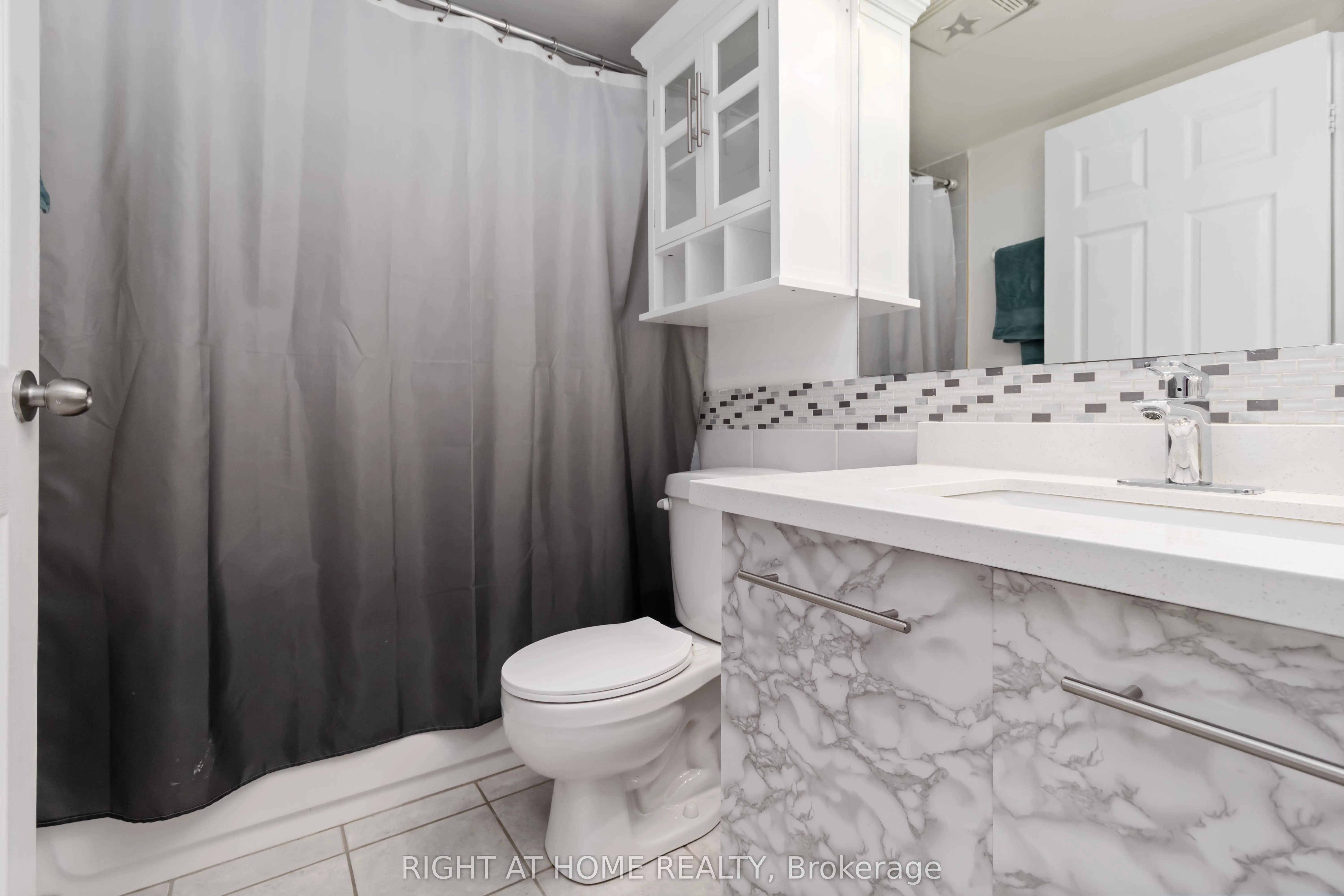 3501 Glen Erin Drive, #1207