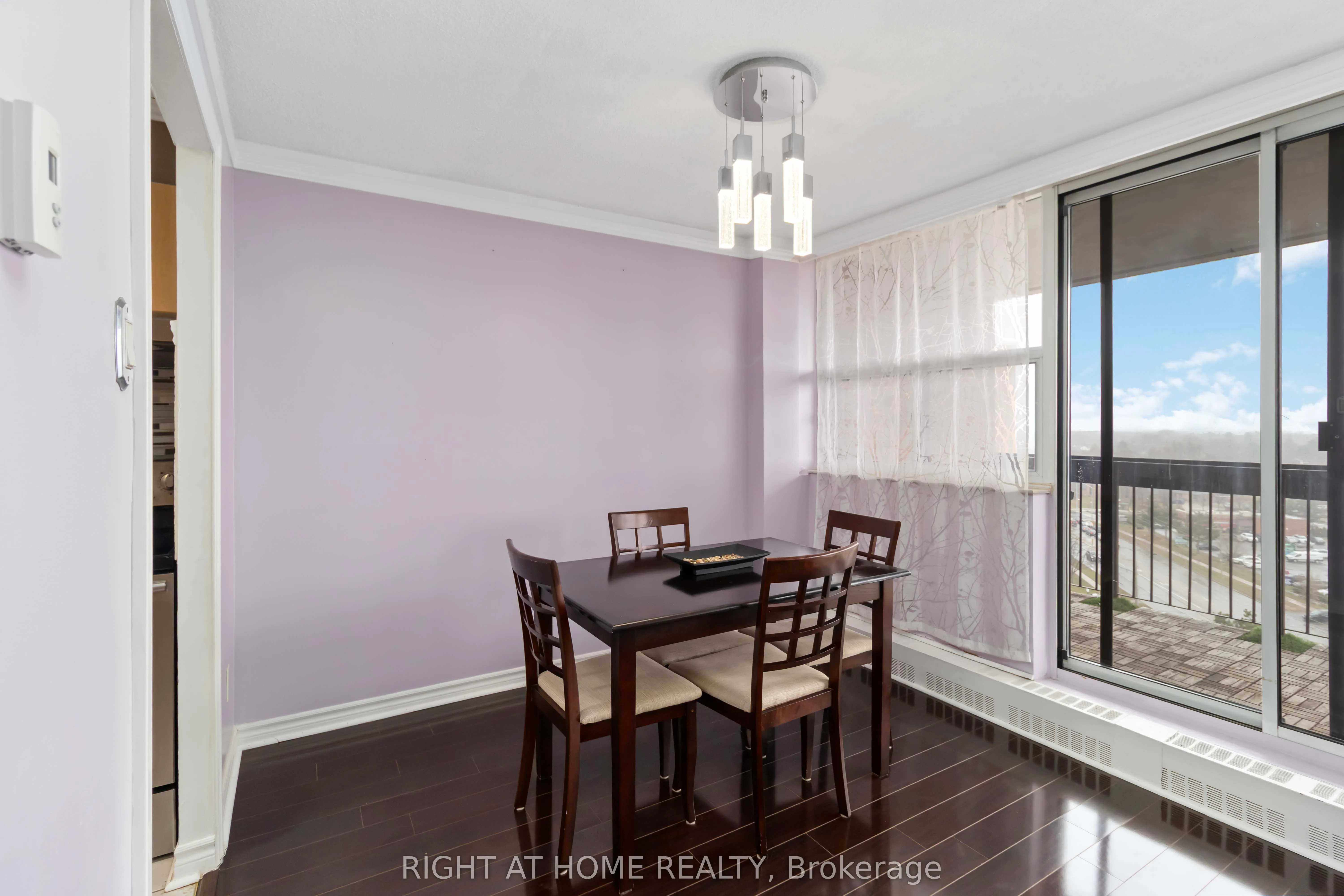 3501 Glen Erin Drive, #1207