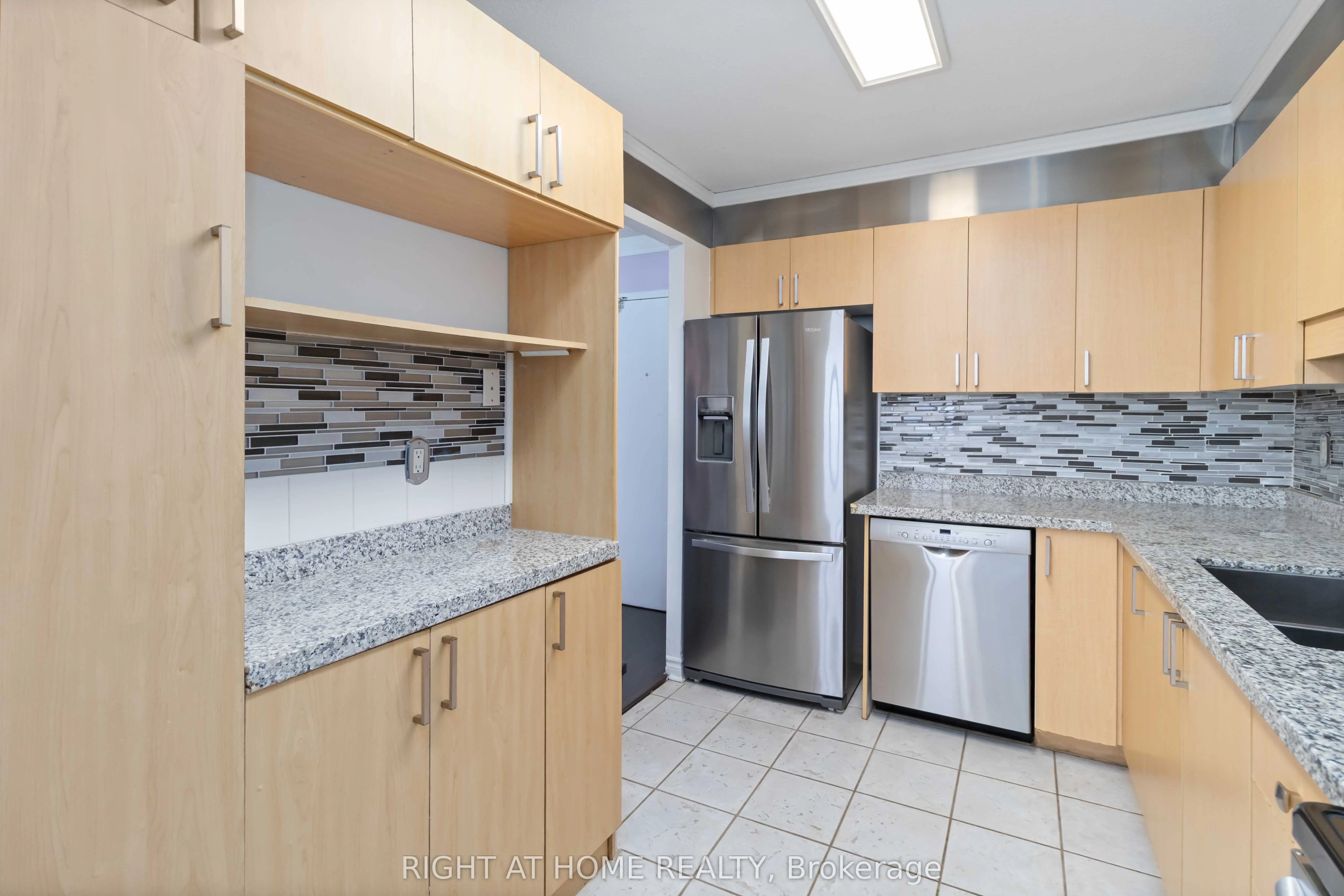 3501 Glen Erin Drive, #1207