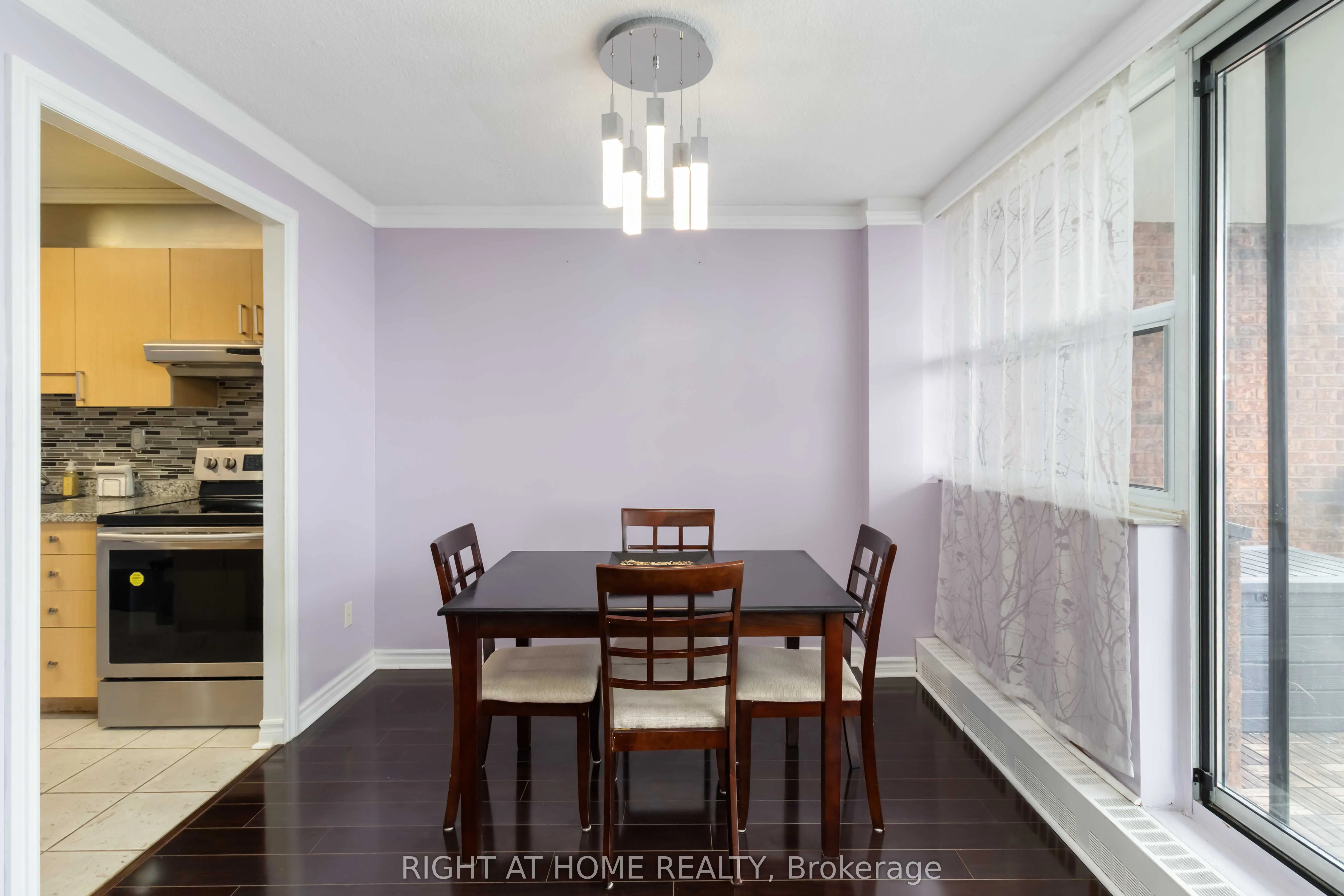 3501 Glen Erin Drive, #1207