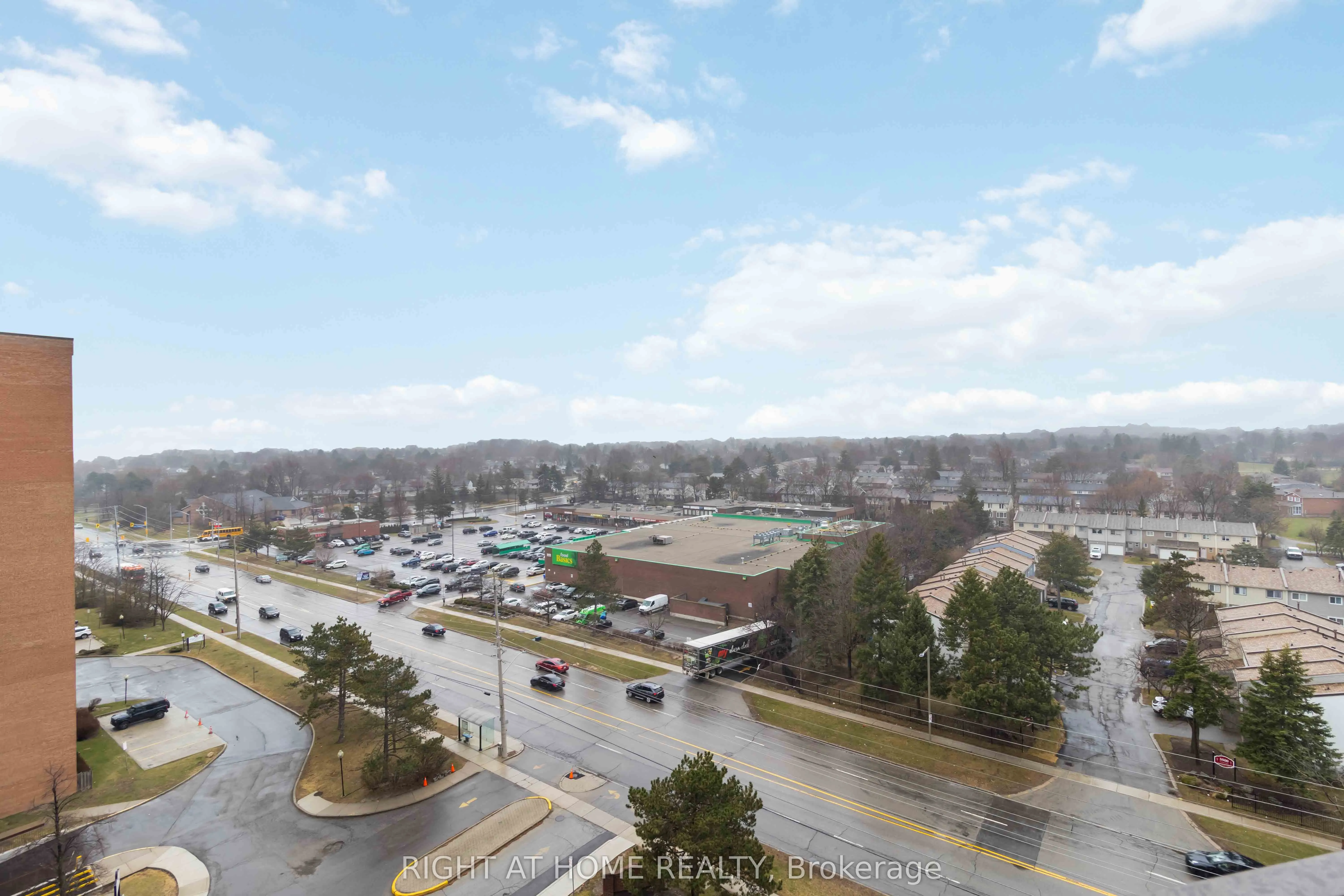 3501 Glen Erin Drive, #1207