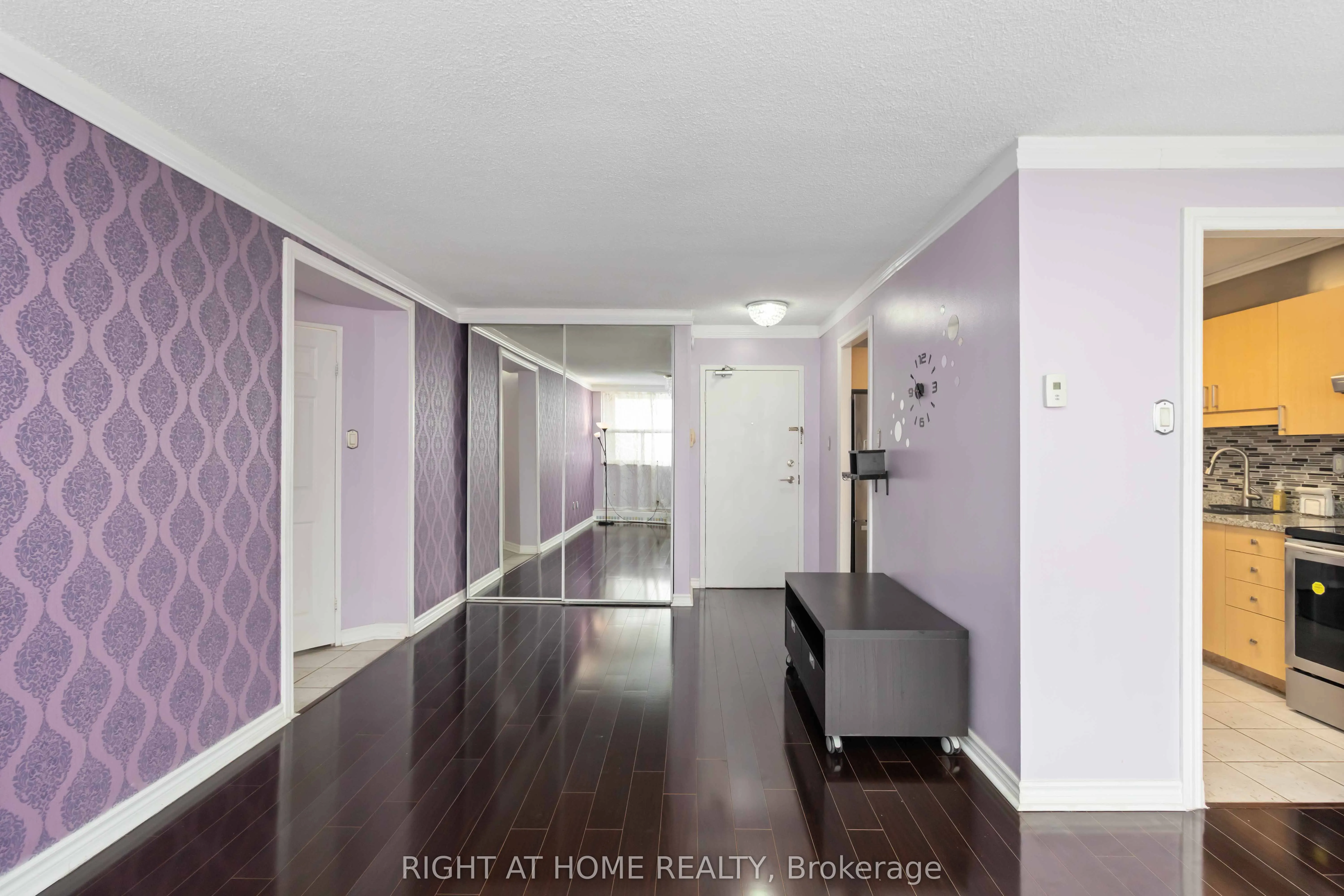 3501 Glen Erin Drive, #1207