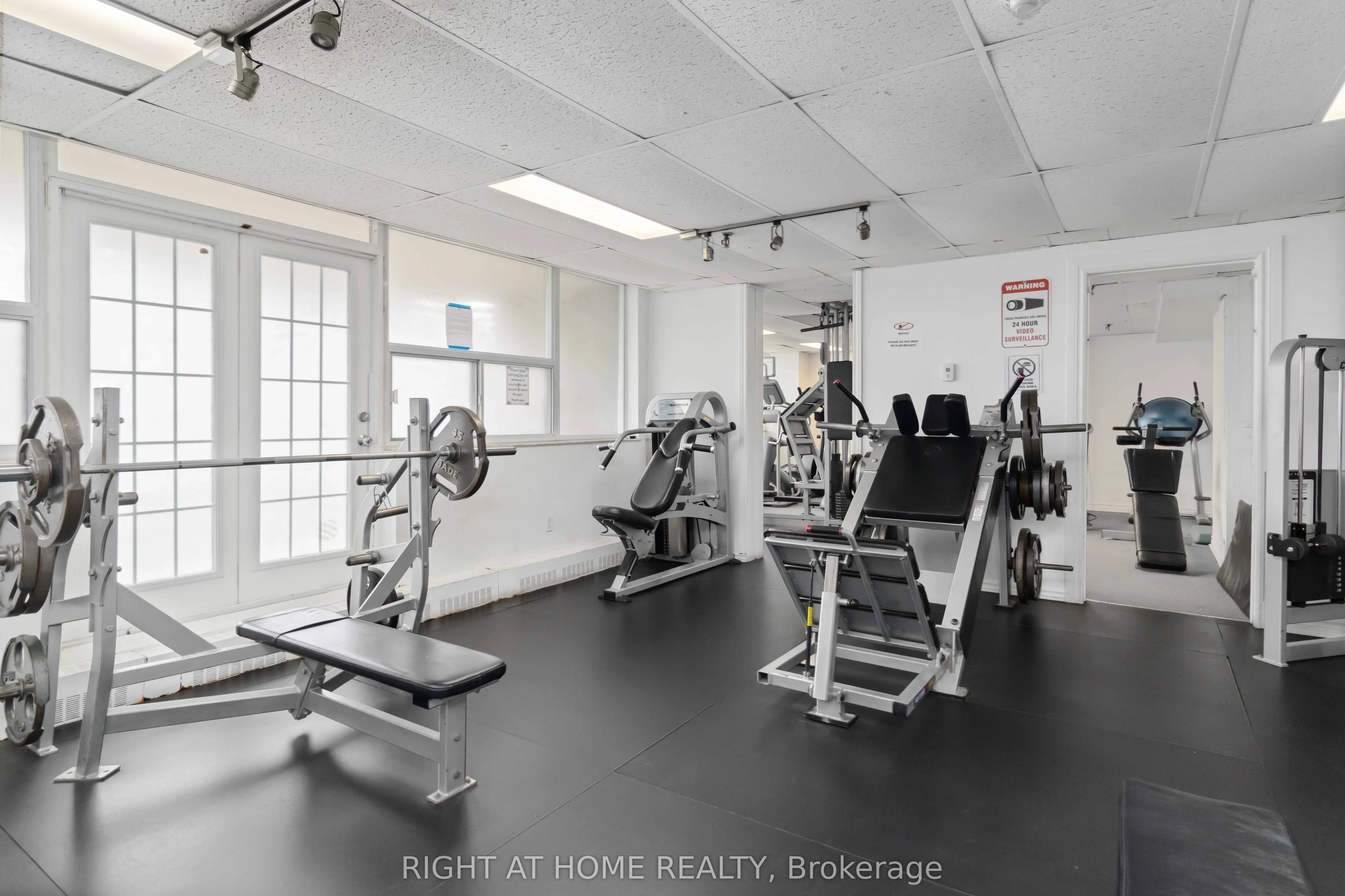 3501 Glen Erin Drive, #1207