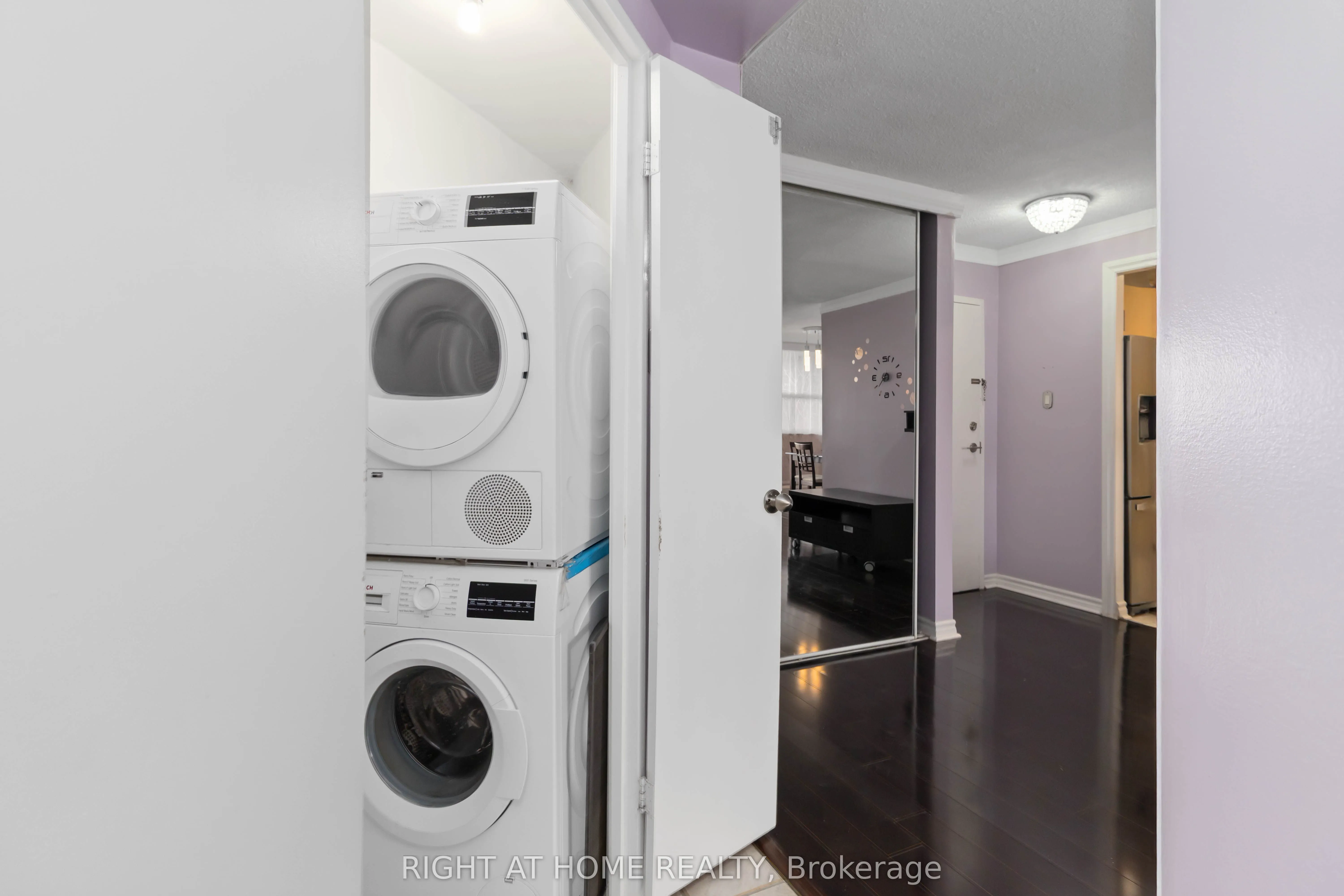 3501 Glen Erin Drive, #1207
