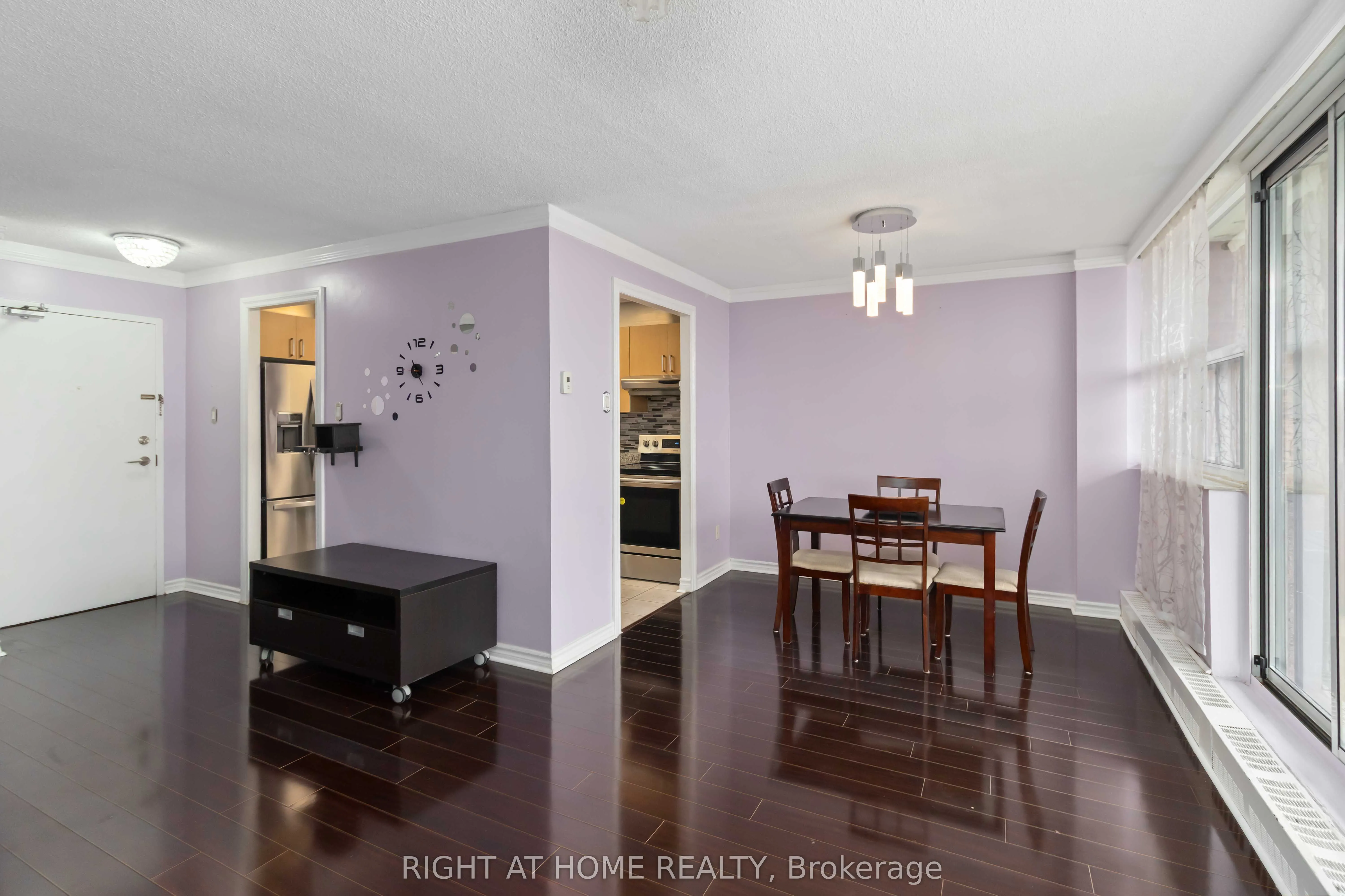 3501 Glen Erin Drive, #1207