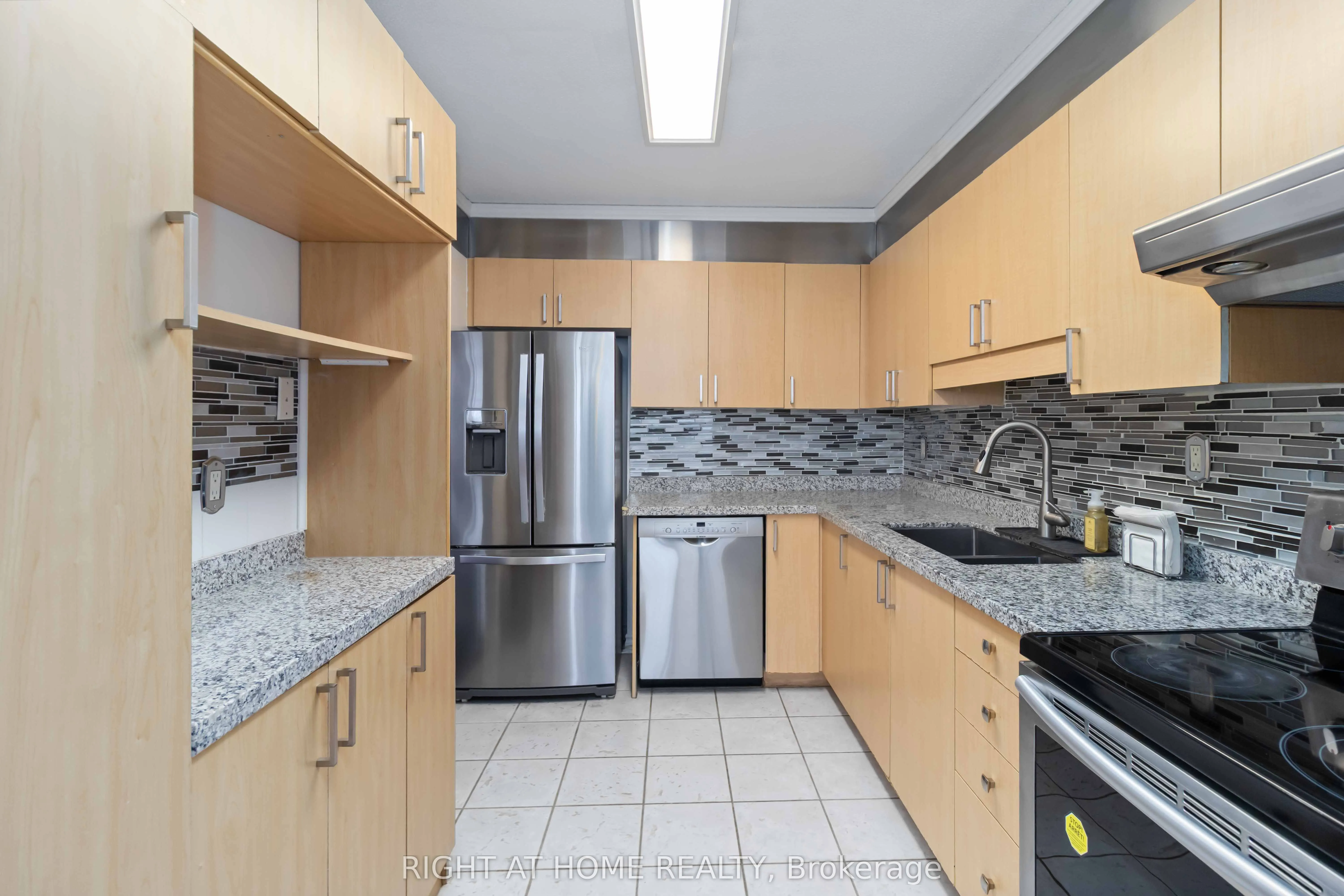 3501 Glen Erin Drive, #1207