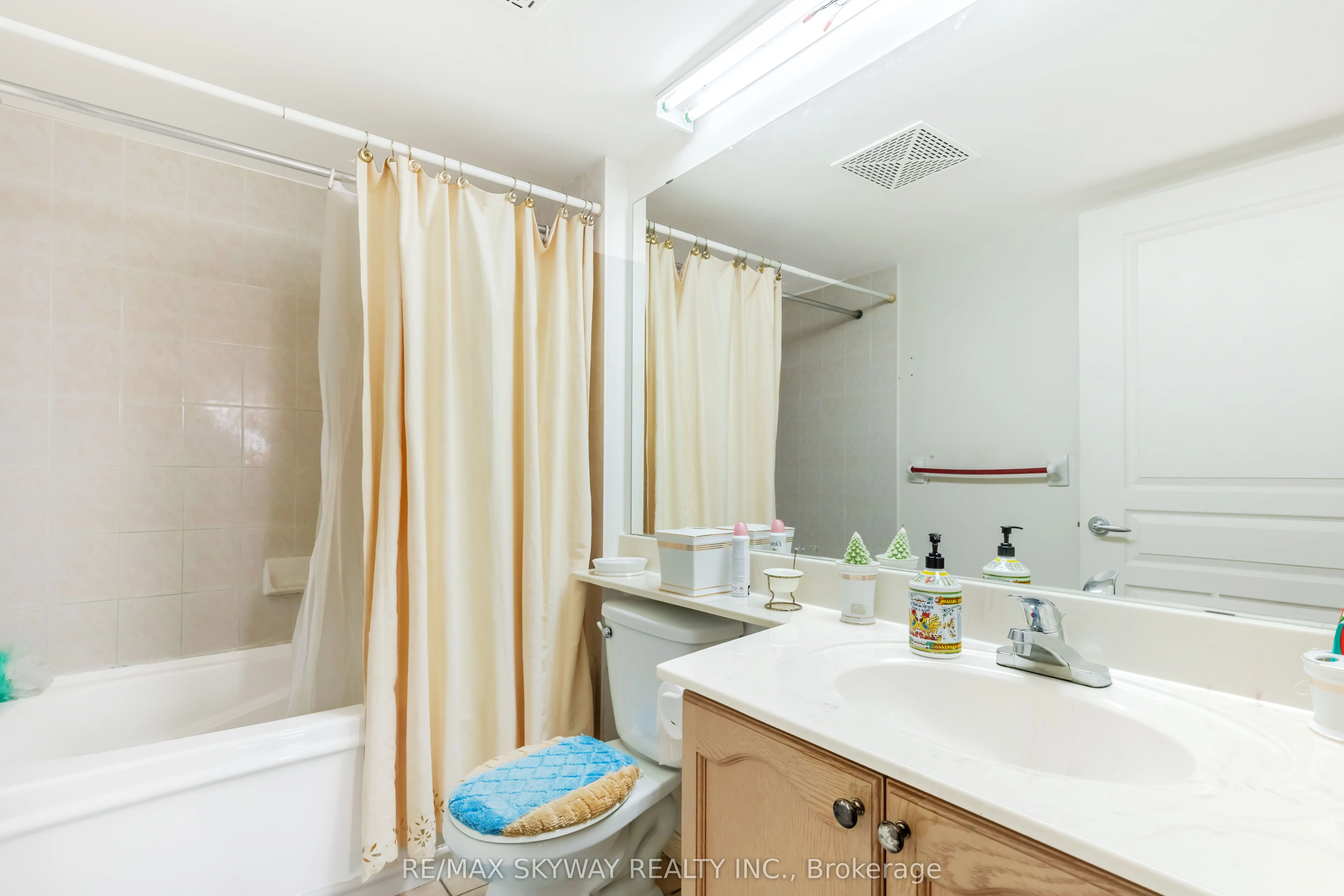 300 Ray Lawson Boulevard, #313