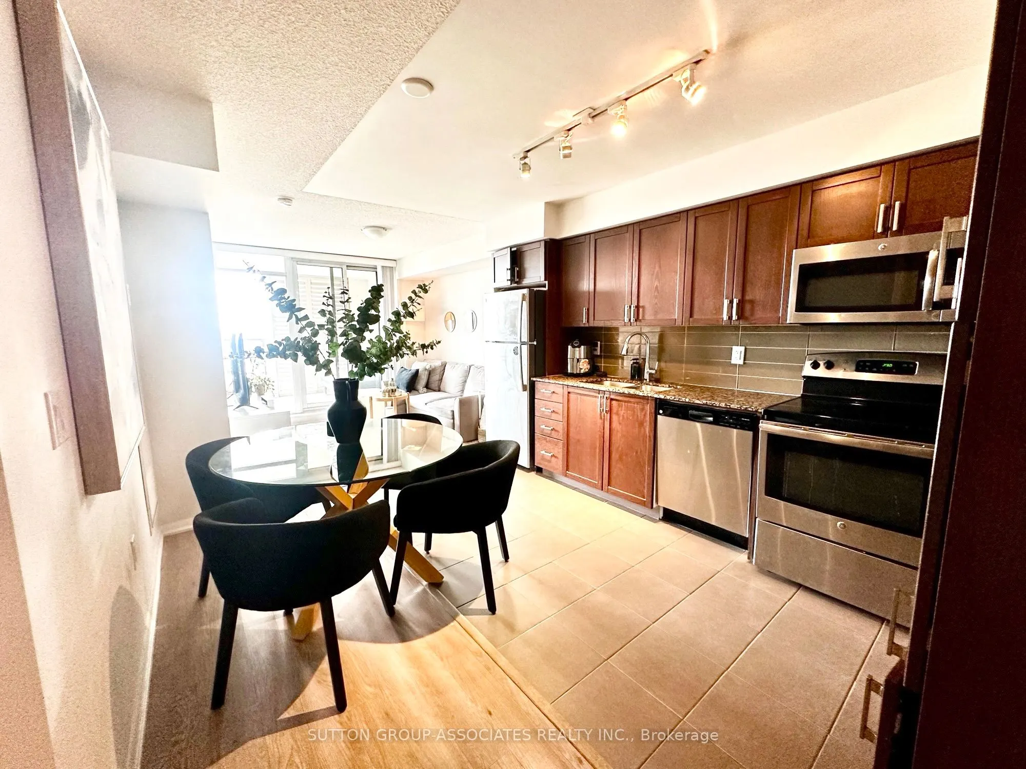 830 Lawrence Avenue W #541