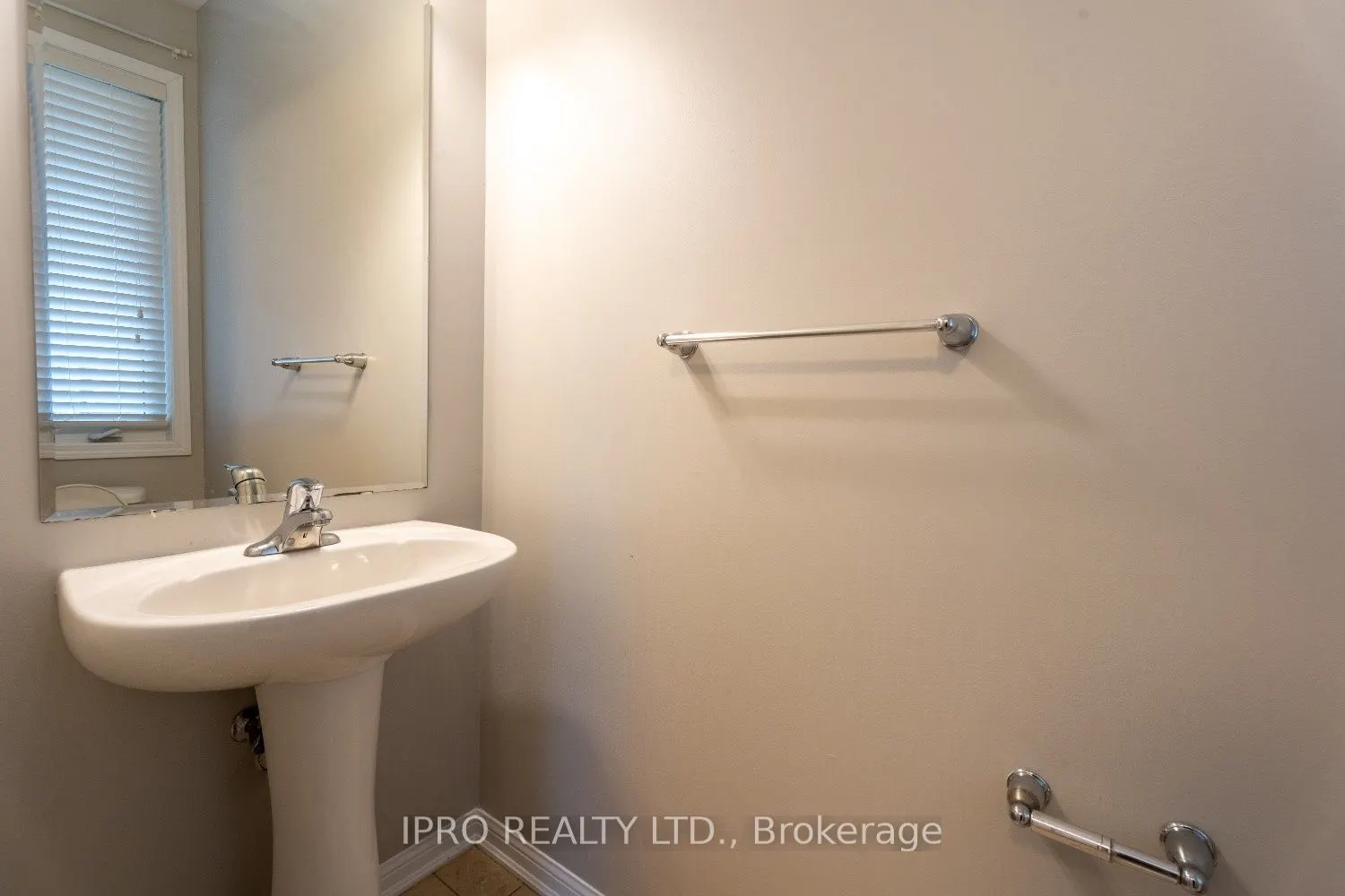 1136 Solomon Court