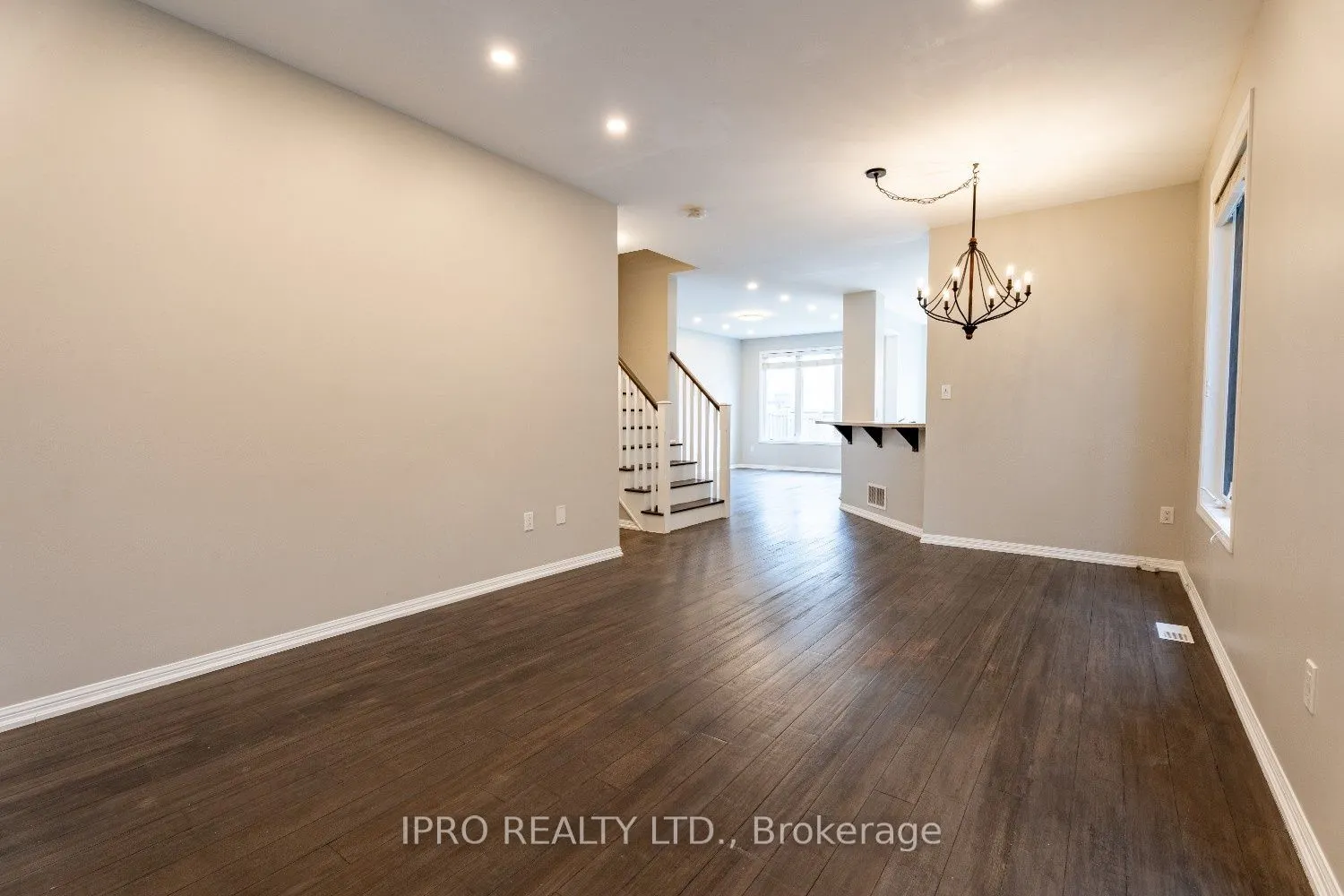 1136 Solomon Court