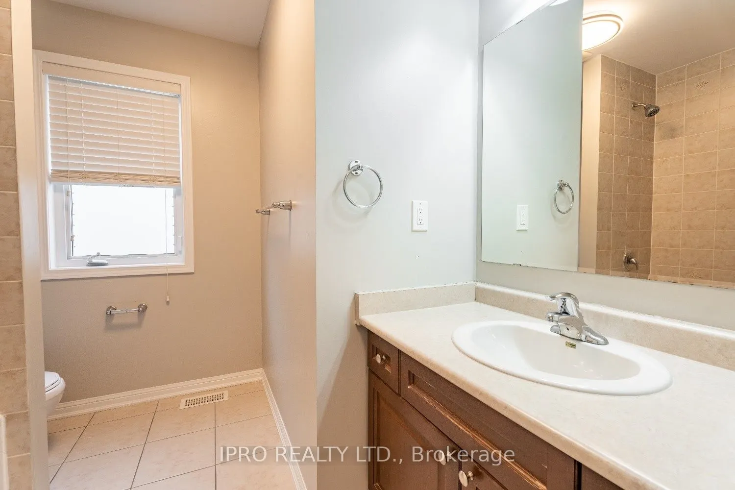 1136 Solomon Court