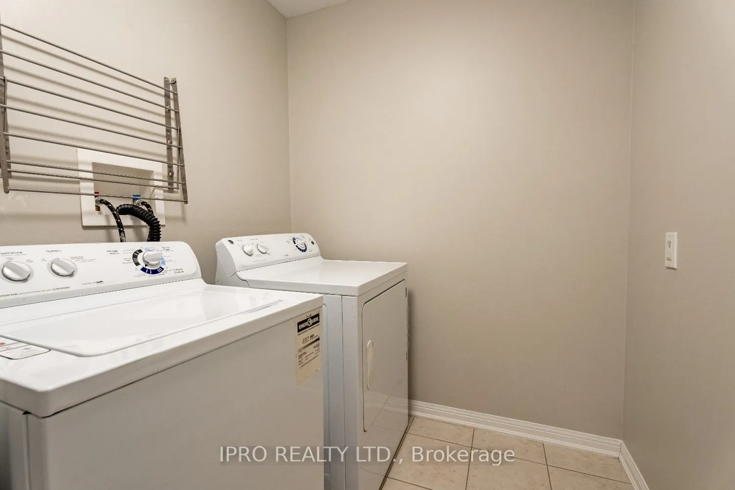 1136 Solomon Court