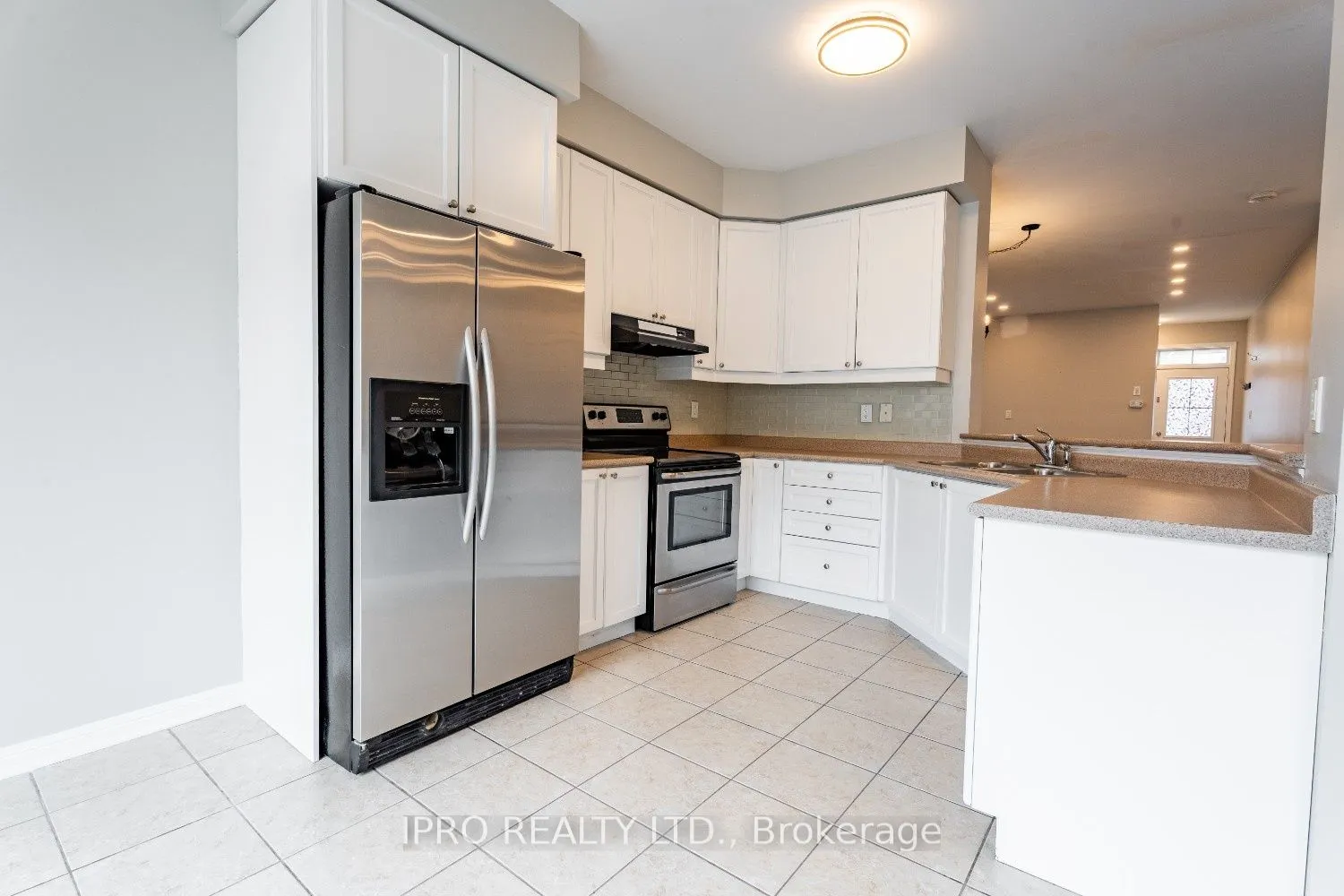 1136 Solomon Court