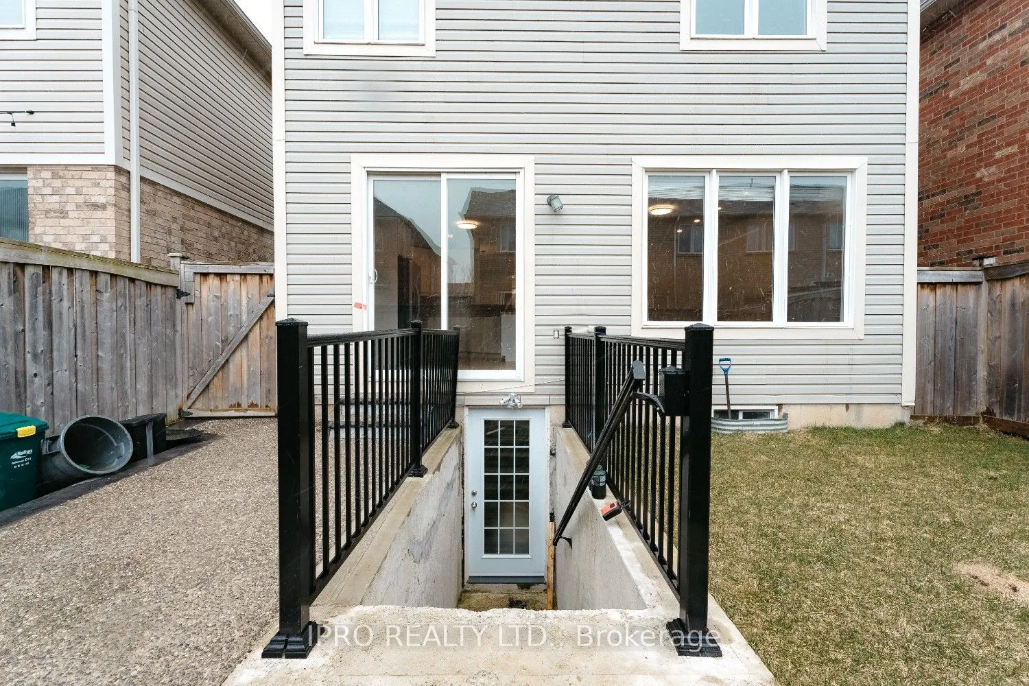 1136 Solomon Court