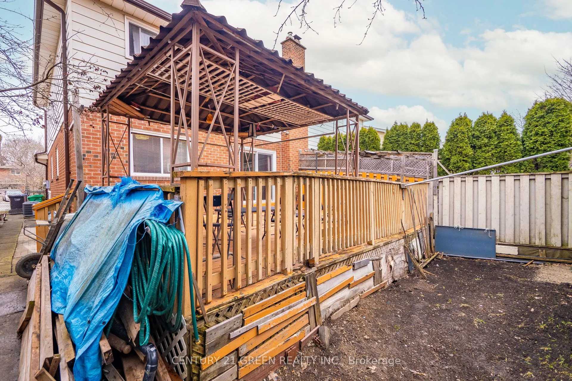 338 Hillside Drive