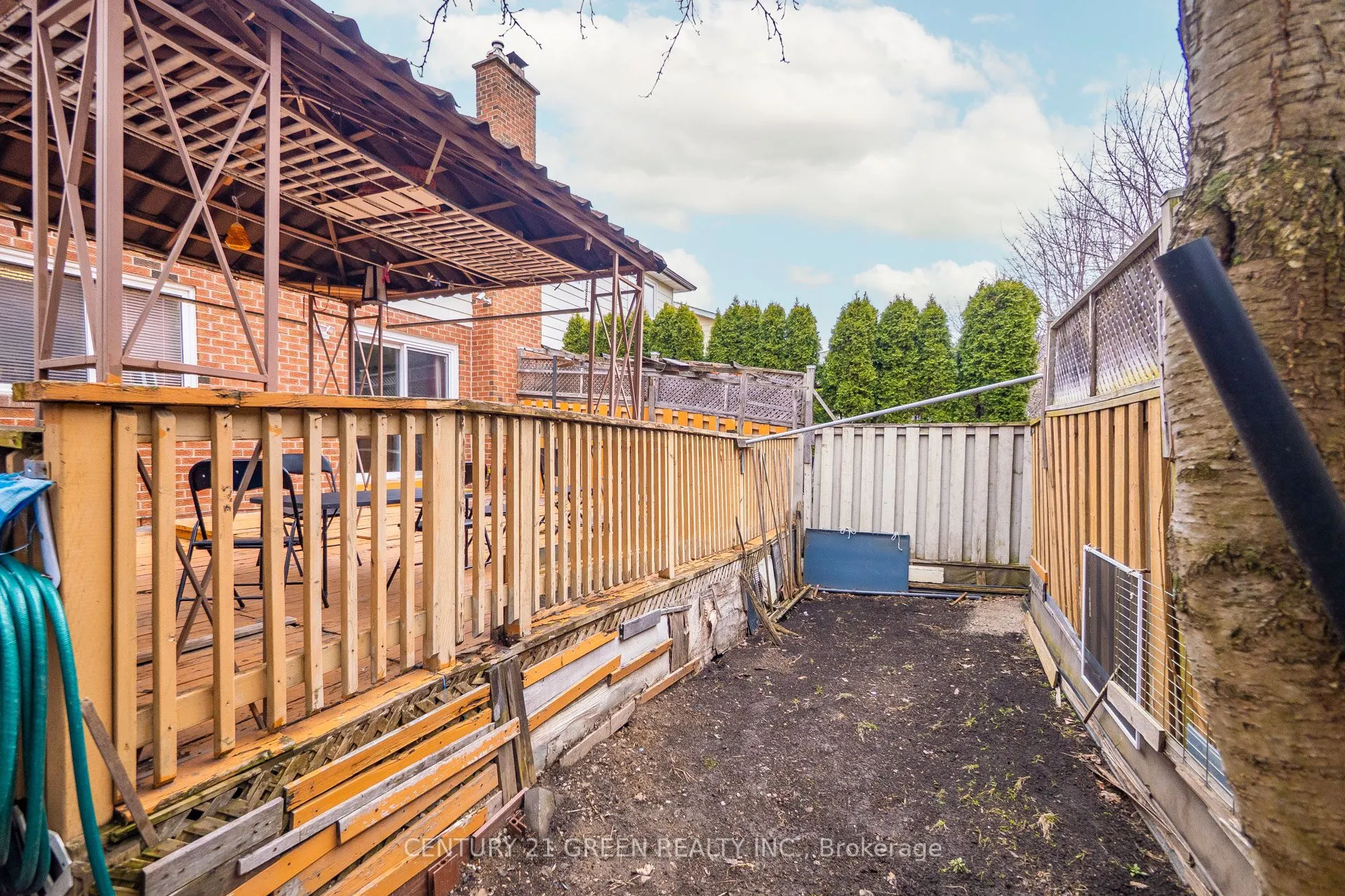 338 Hillside Drive