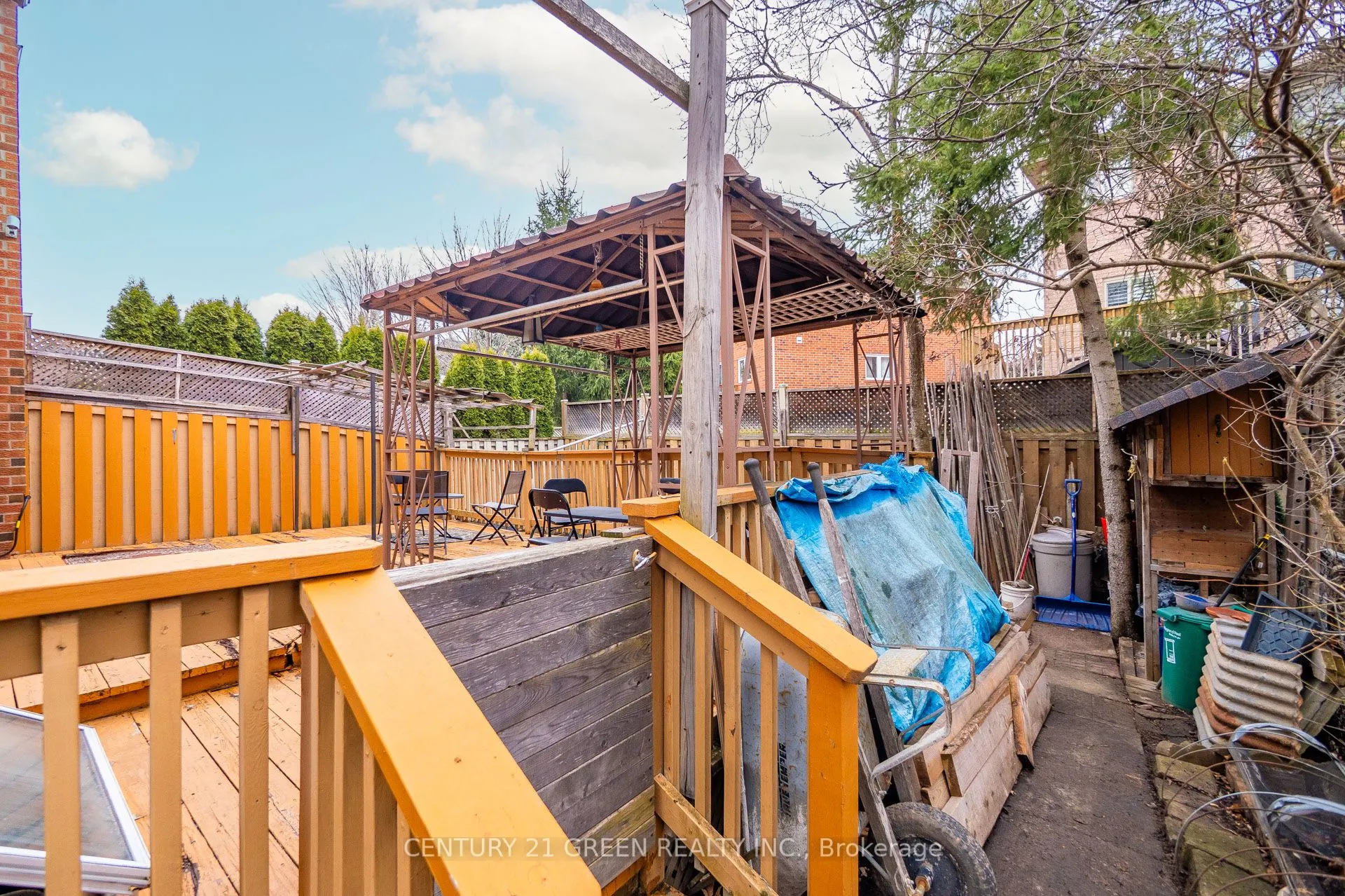 338 Hillside Drive