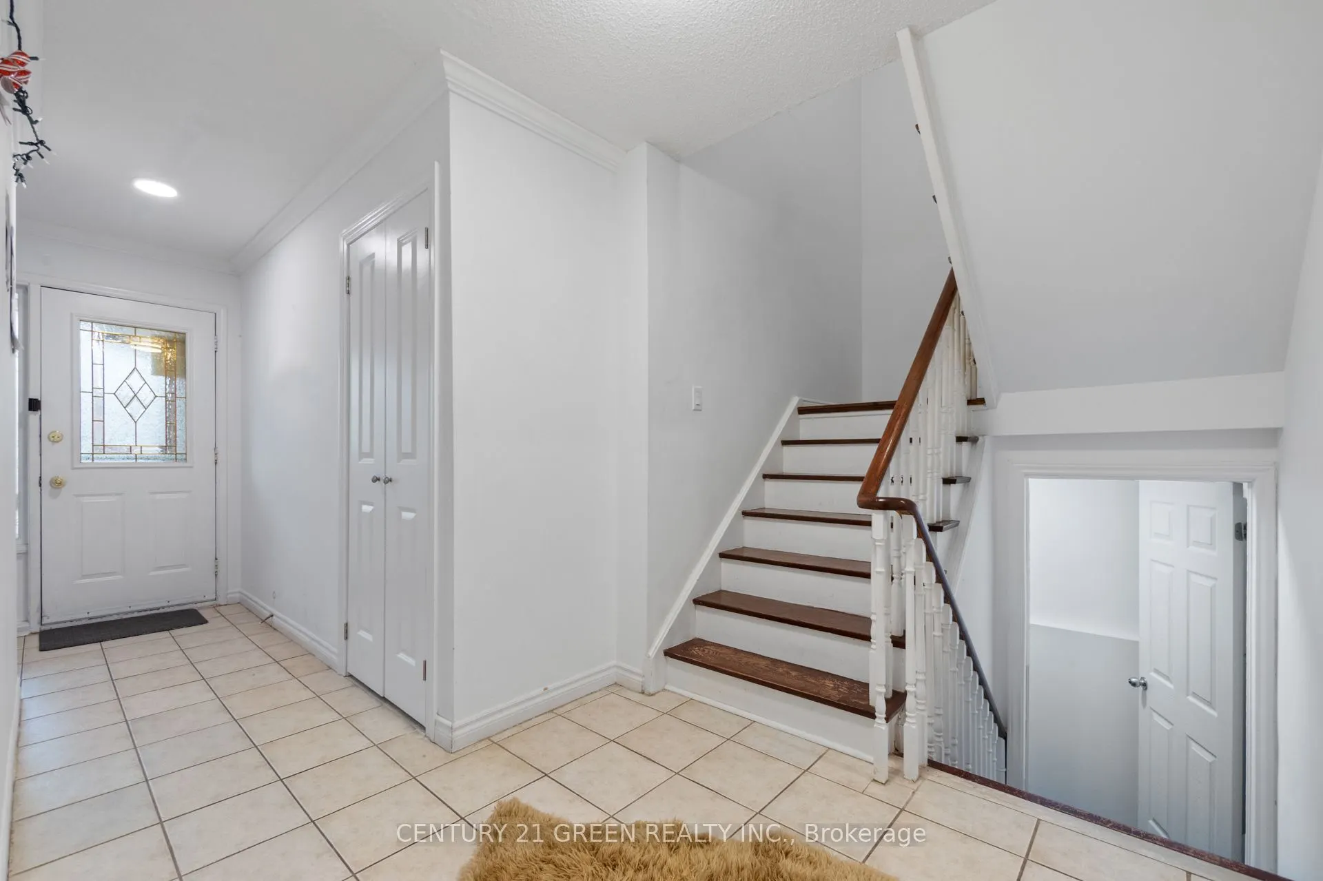 338 Hillside Drive
