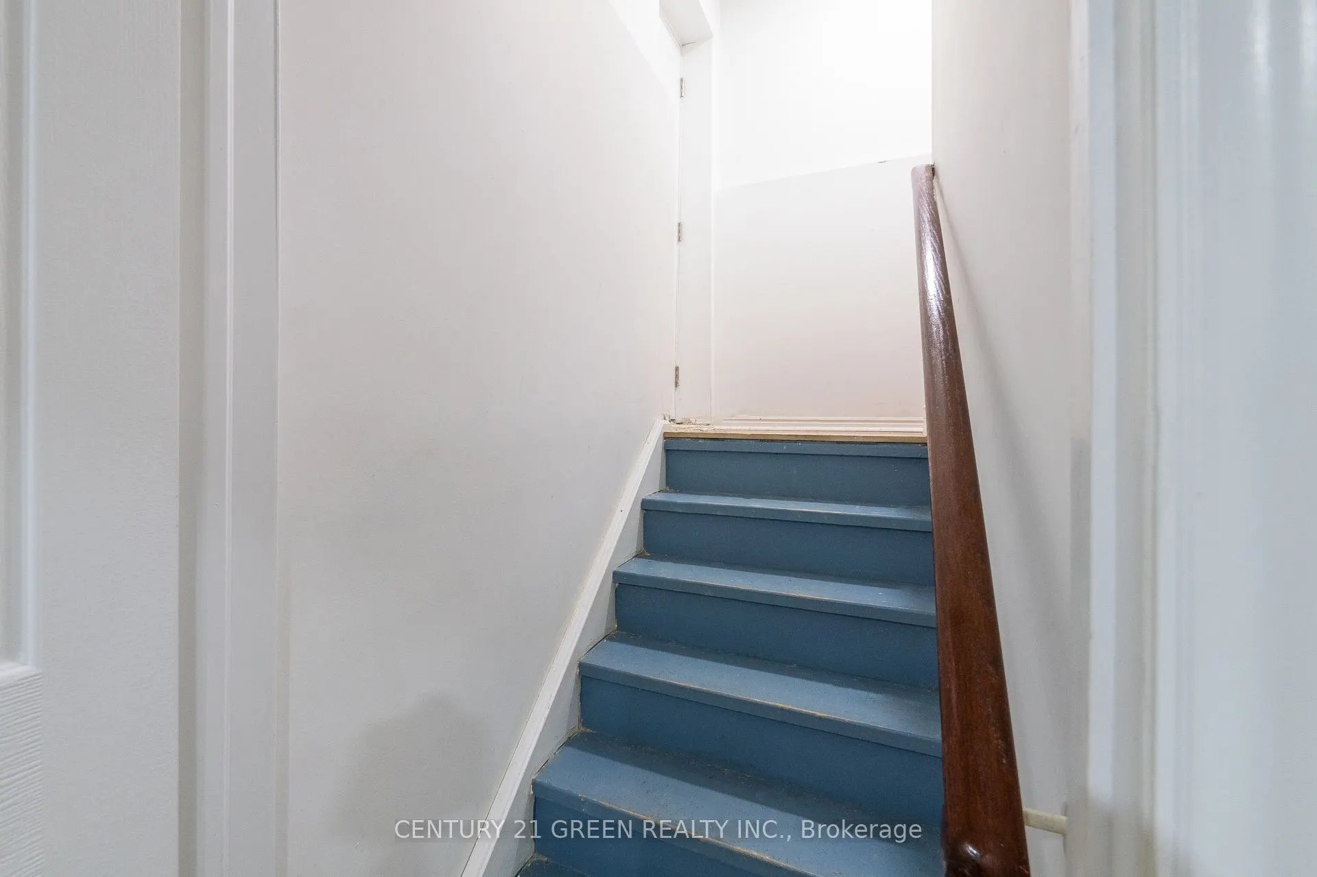 338 Hillside Drive
