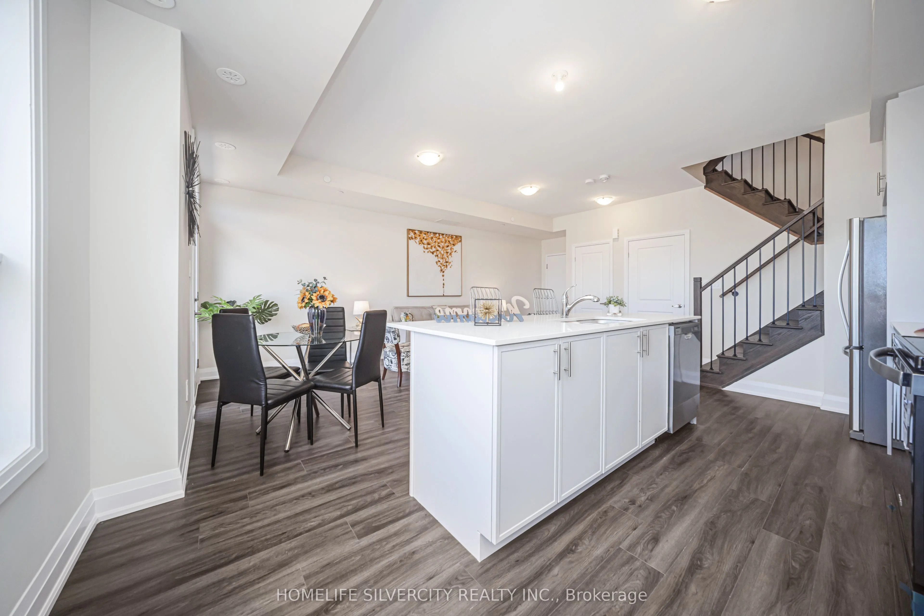 1577 Rose Way, #109