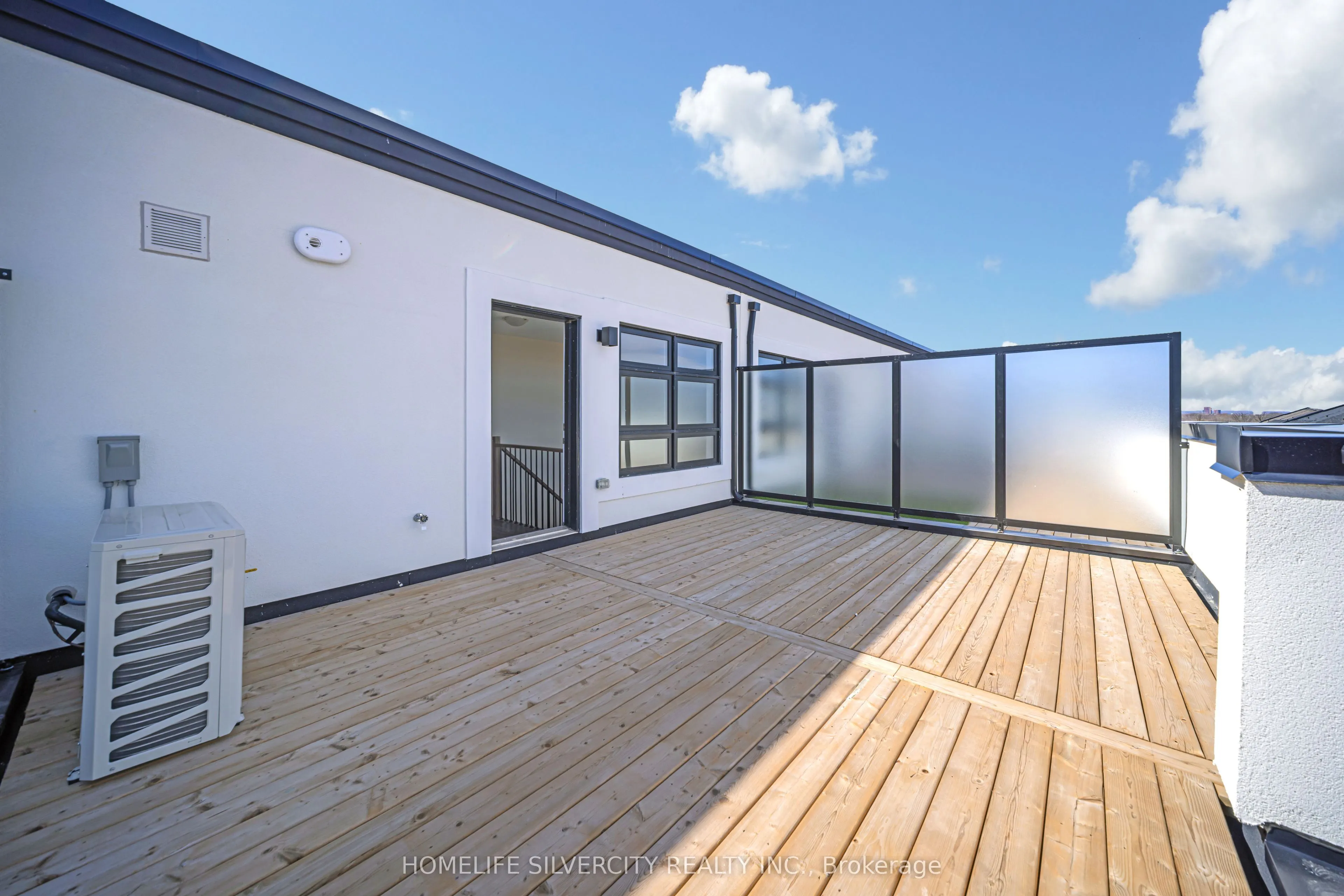 1577 Rose Way, #109