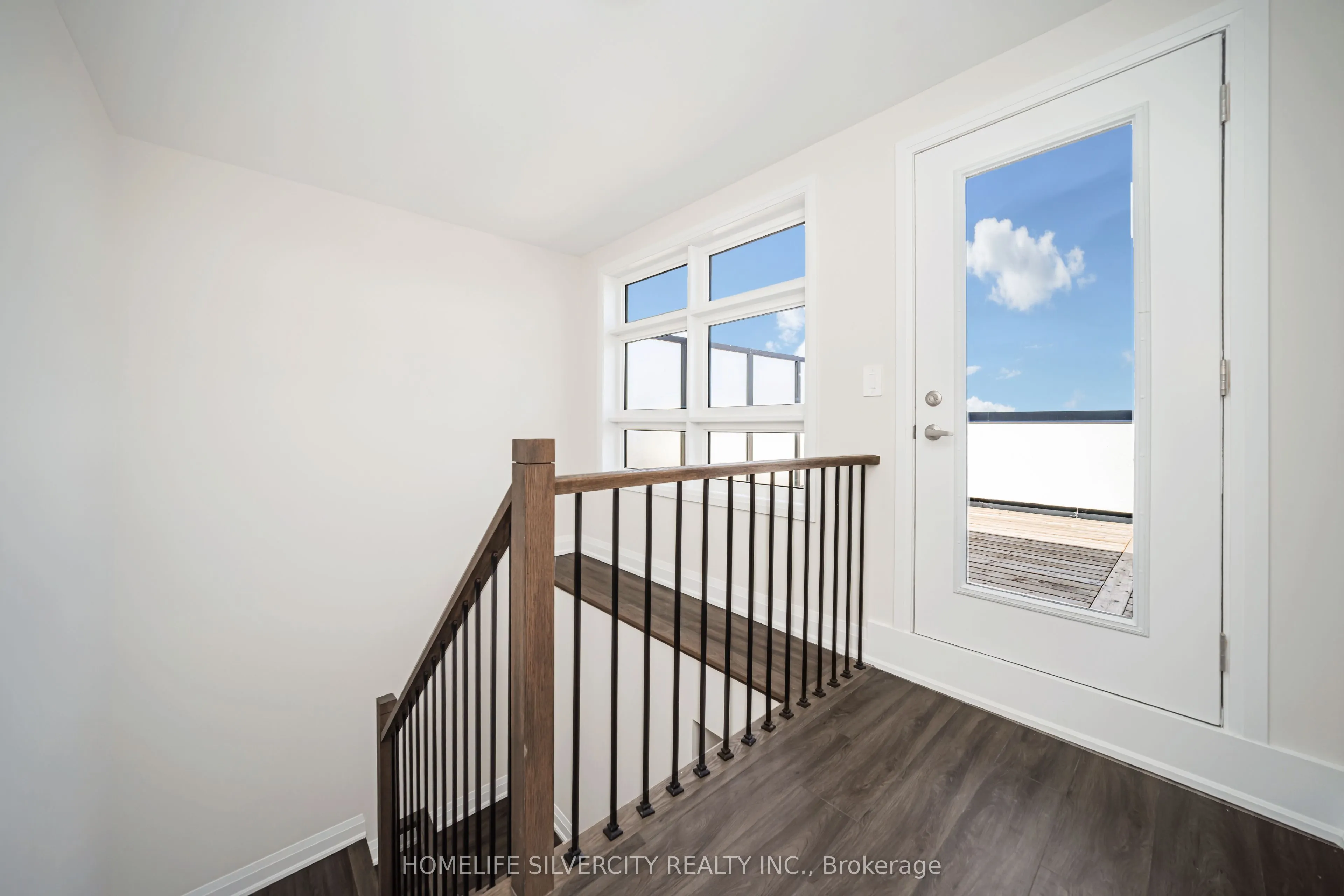 1577 Rose Way, #109