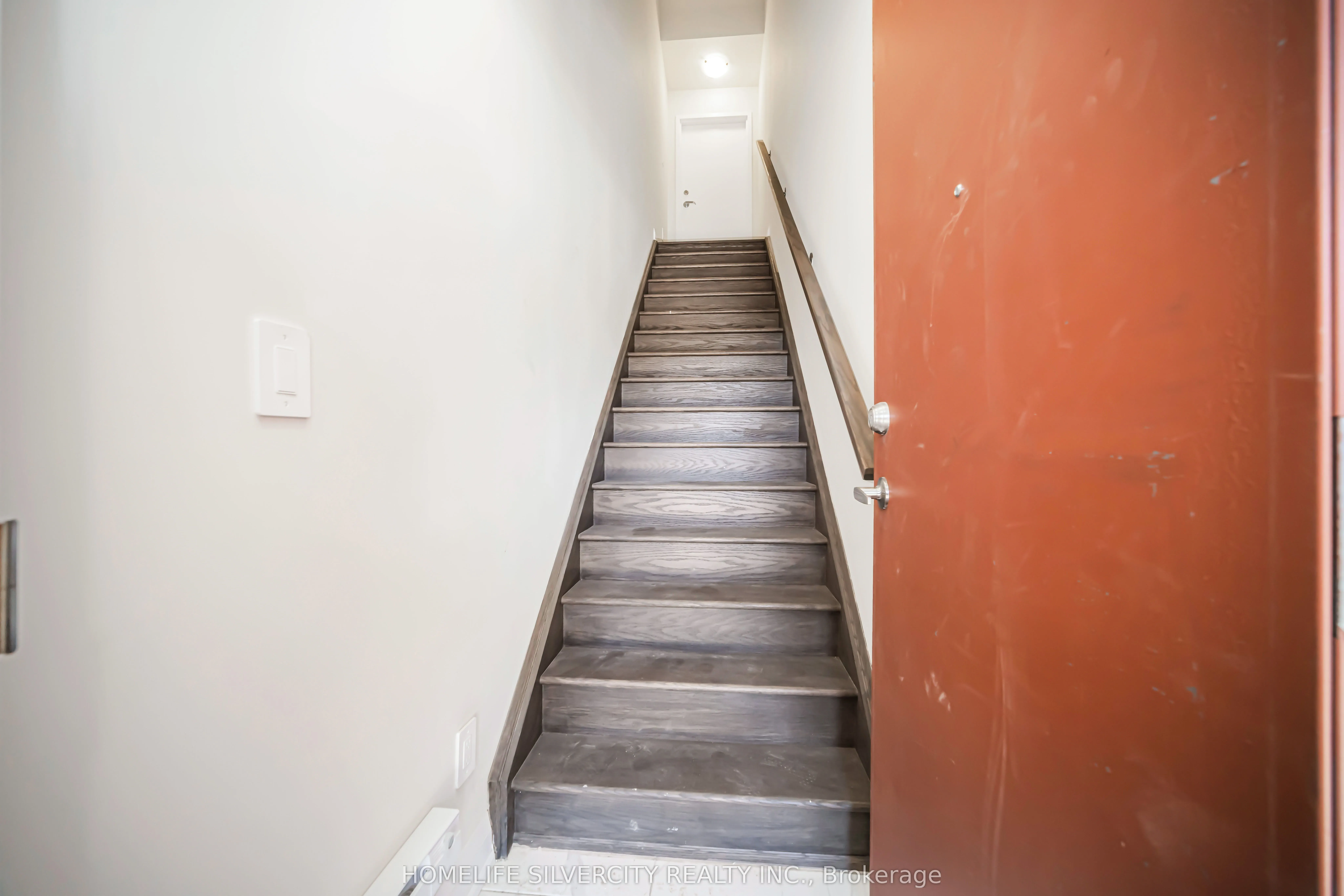 1577 Rose Way, #109